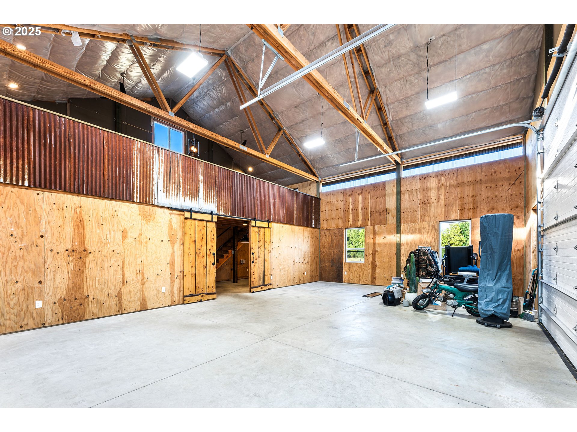 property viewer photo 37