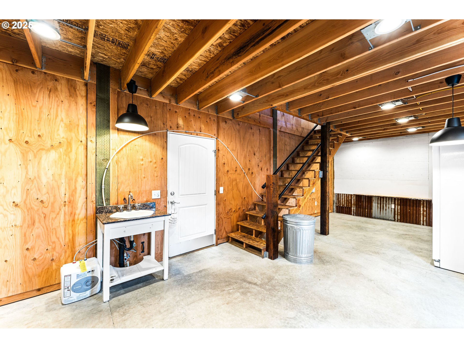 property viewer photo 39