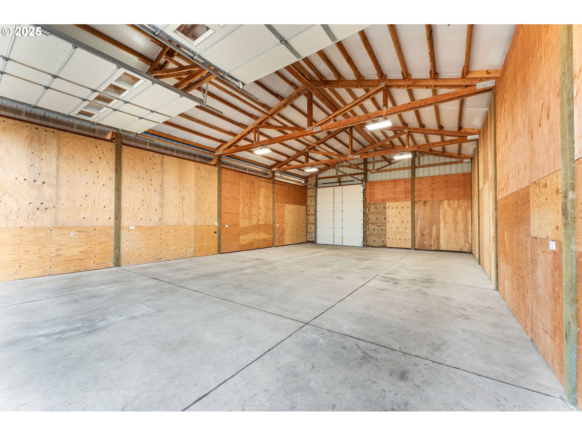 property viewer photo 45