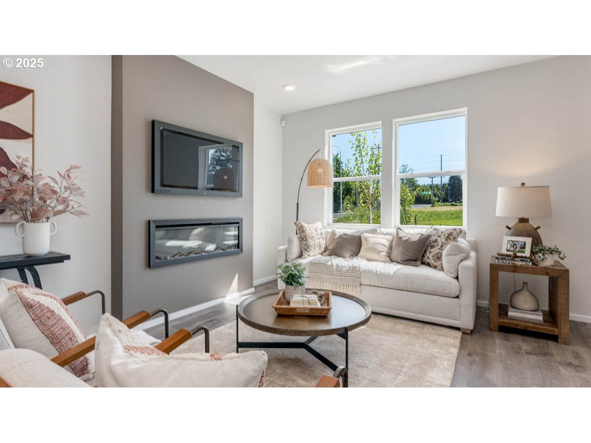 property viewer photo 1