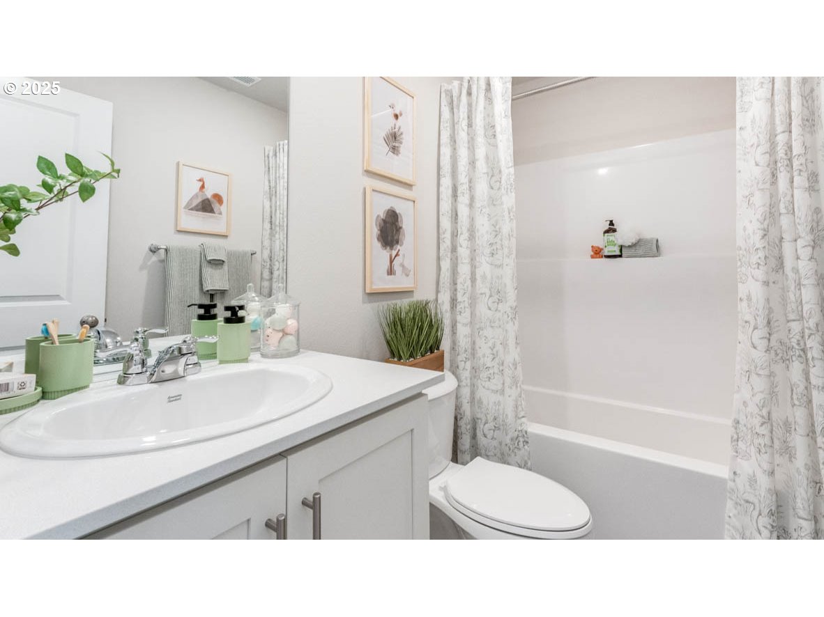property viewer photo 17