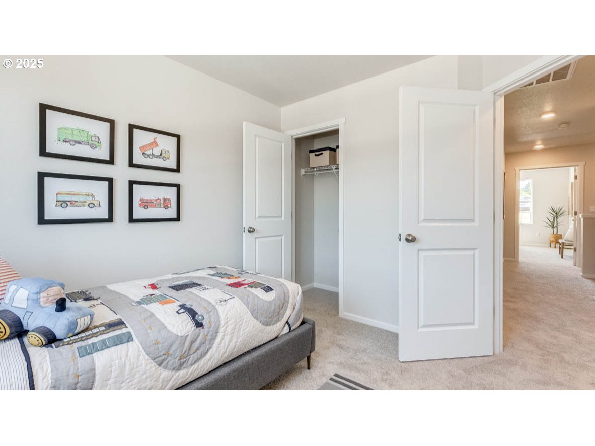 property viewer photo 19