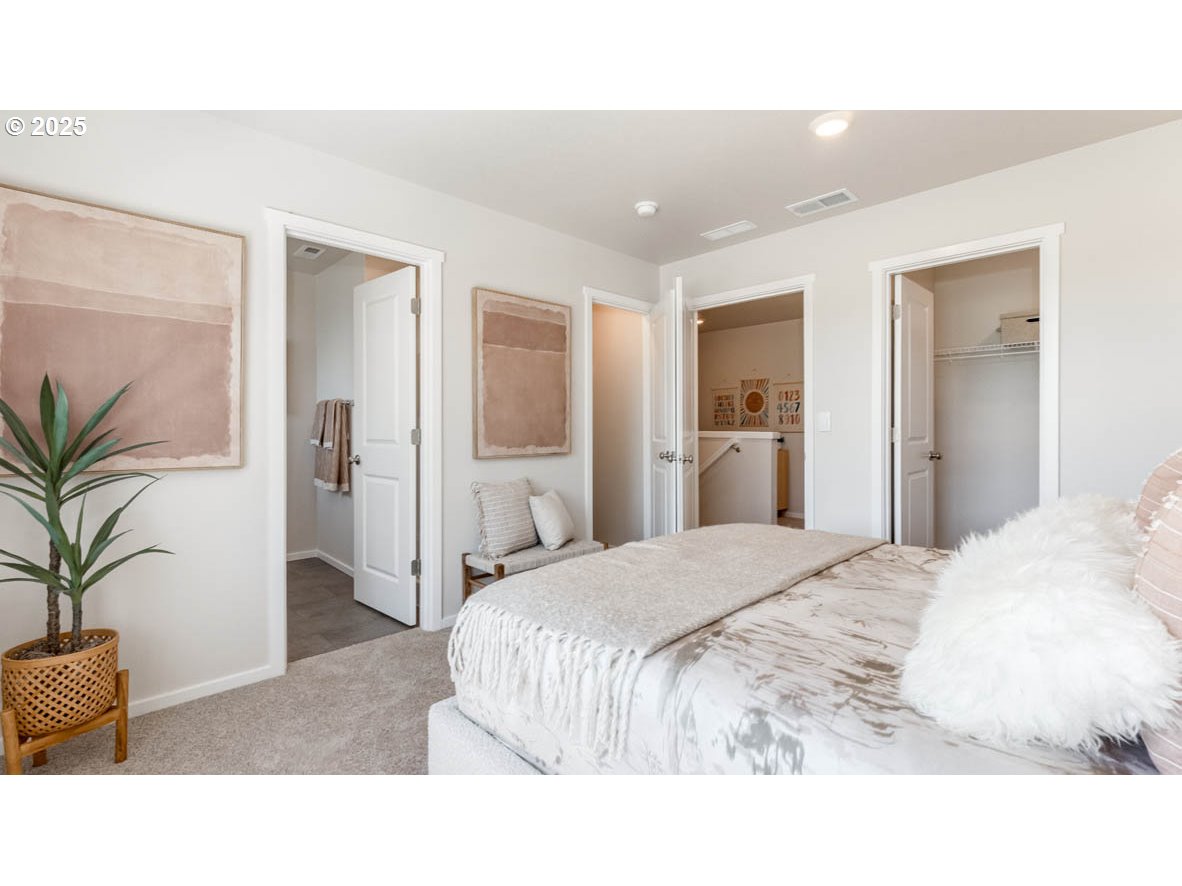 property viewer photo 23