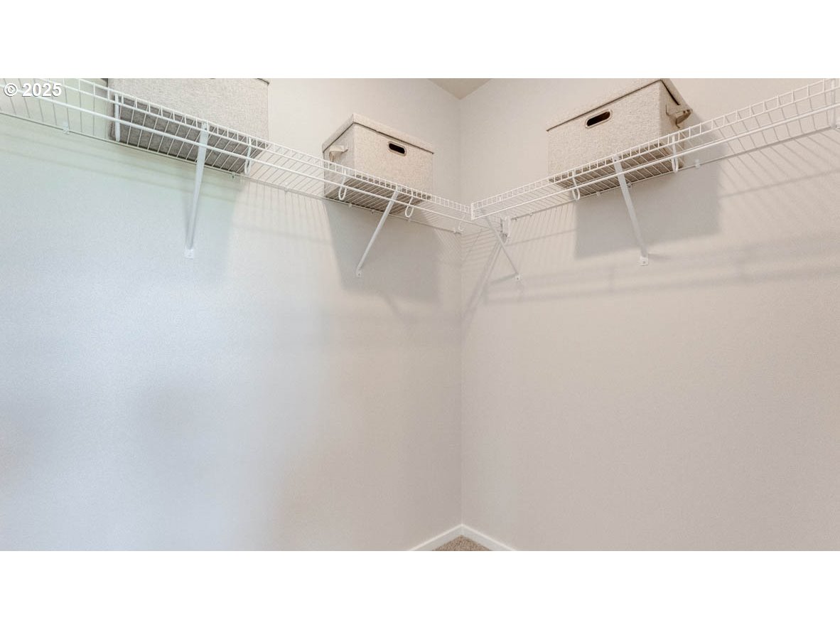 property viewer photo 26