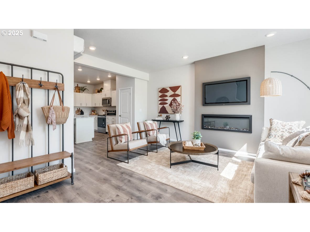 property viewer photo 6