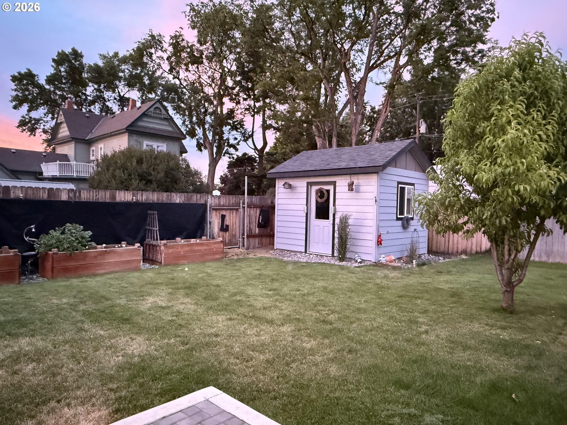 main property photo 18
