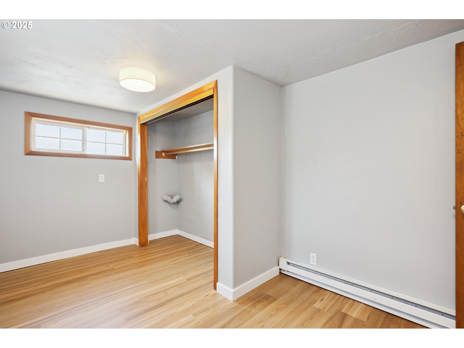 property viewer photo 13
