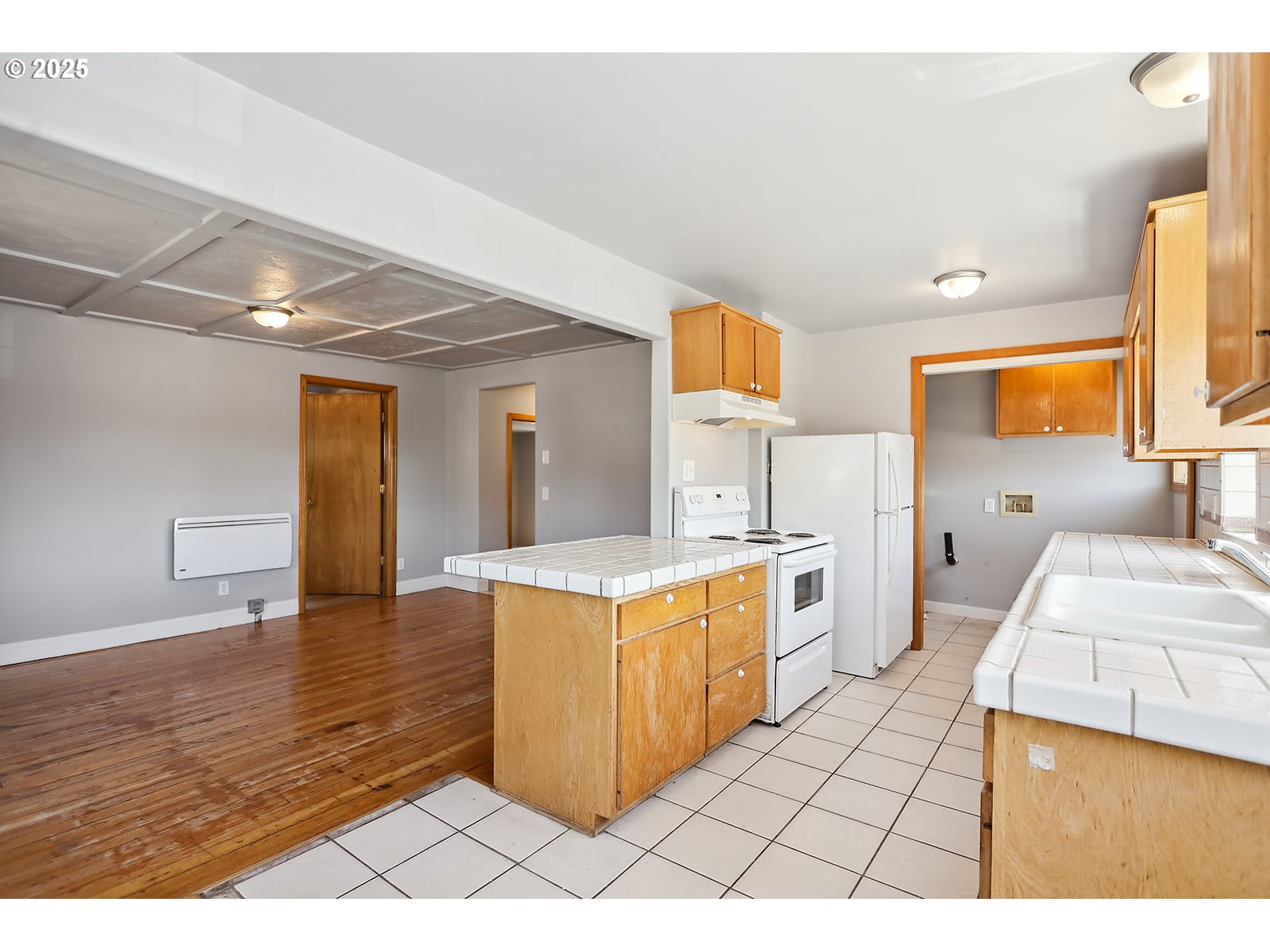 property viewer photo 23