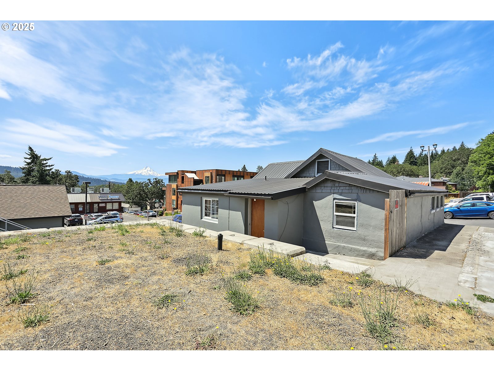 property viewer photo 31