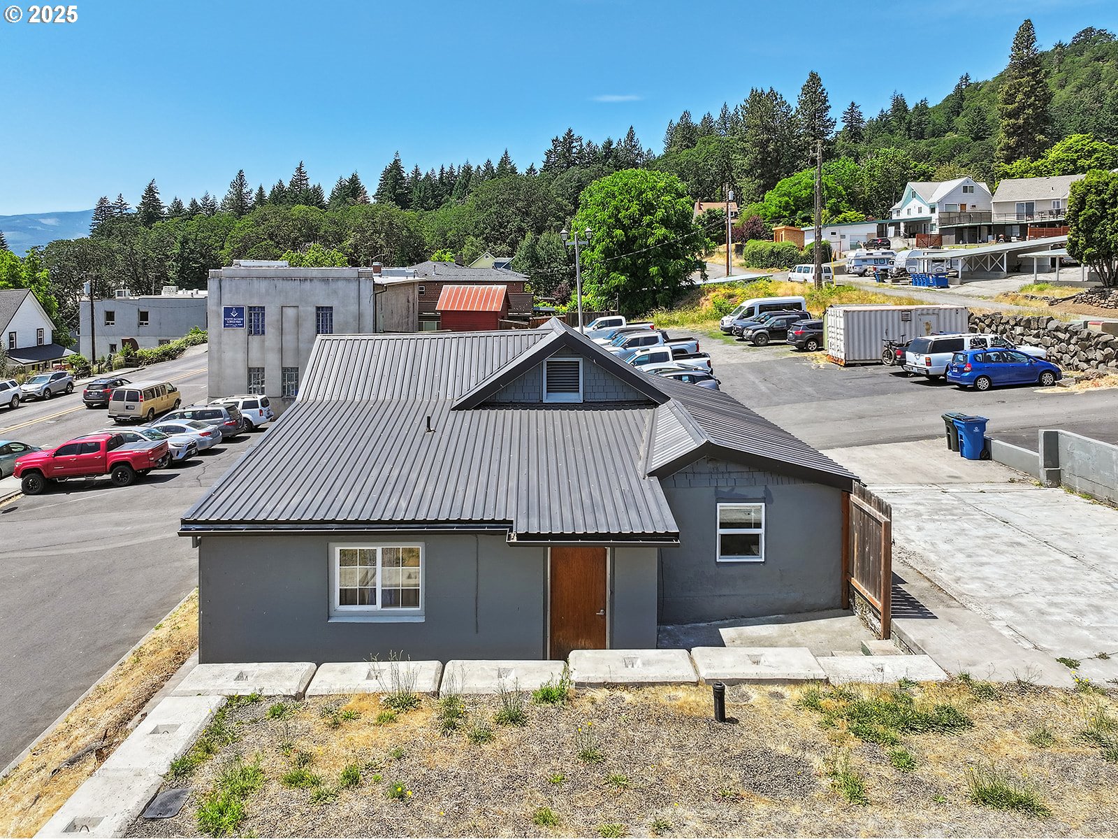 property viewer photo 36