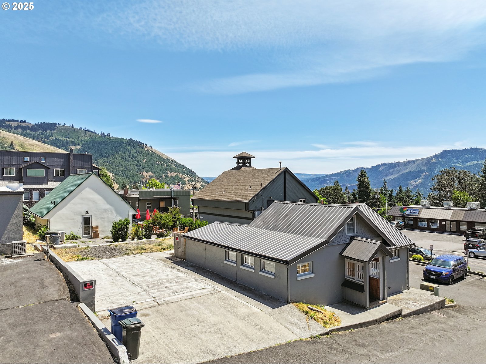 property viewer photo 40