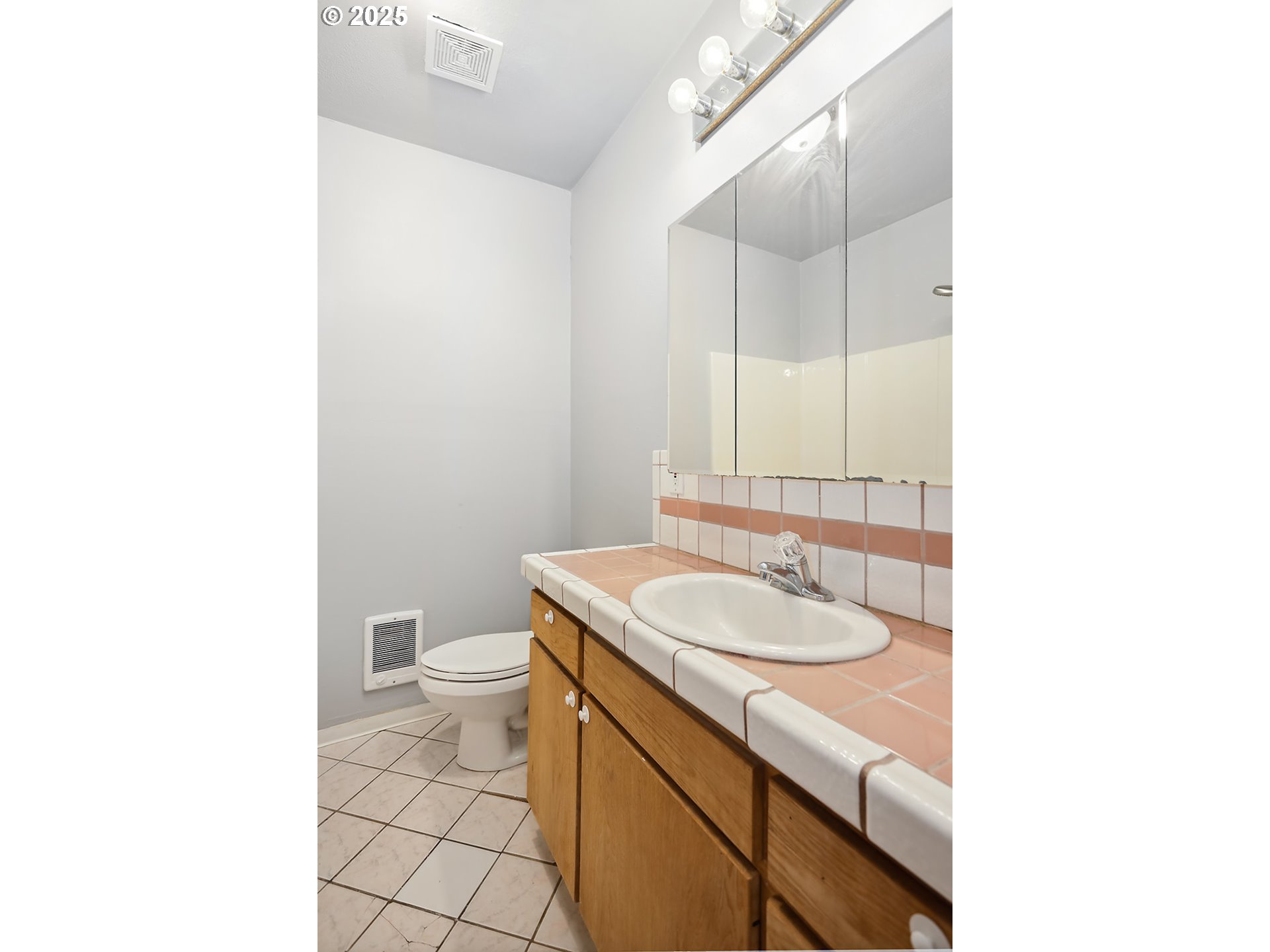 property viewer photo 7