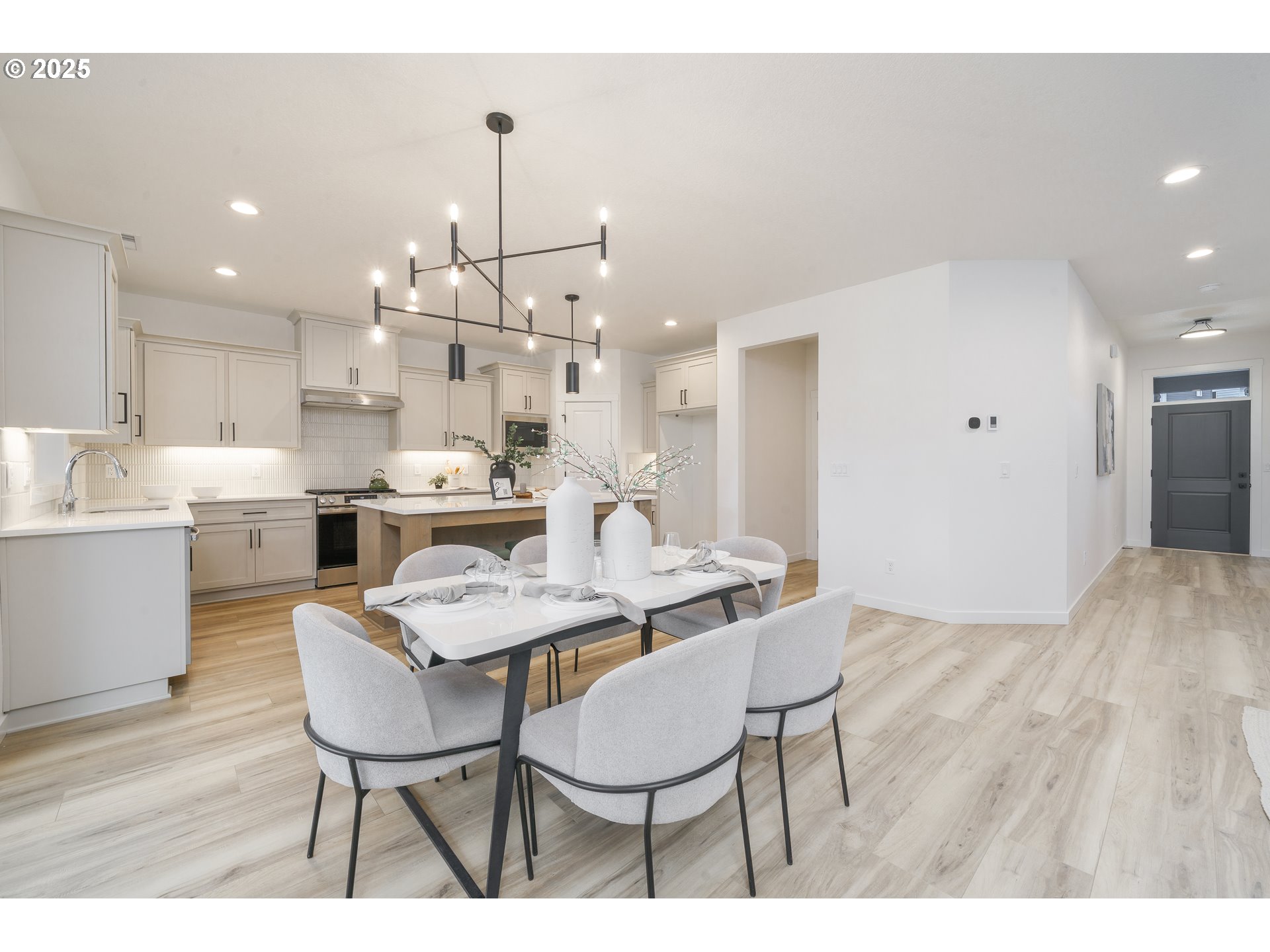 property viewer photo 13