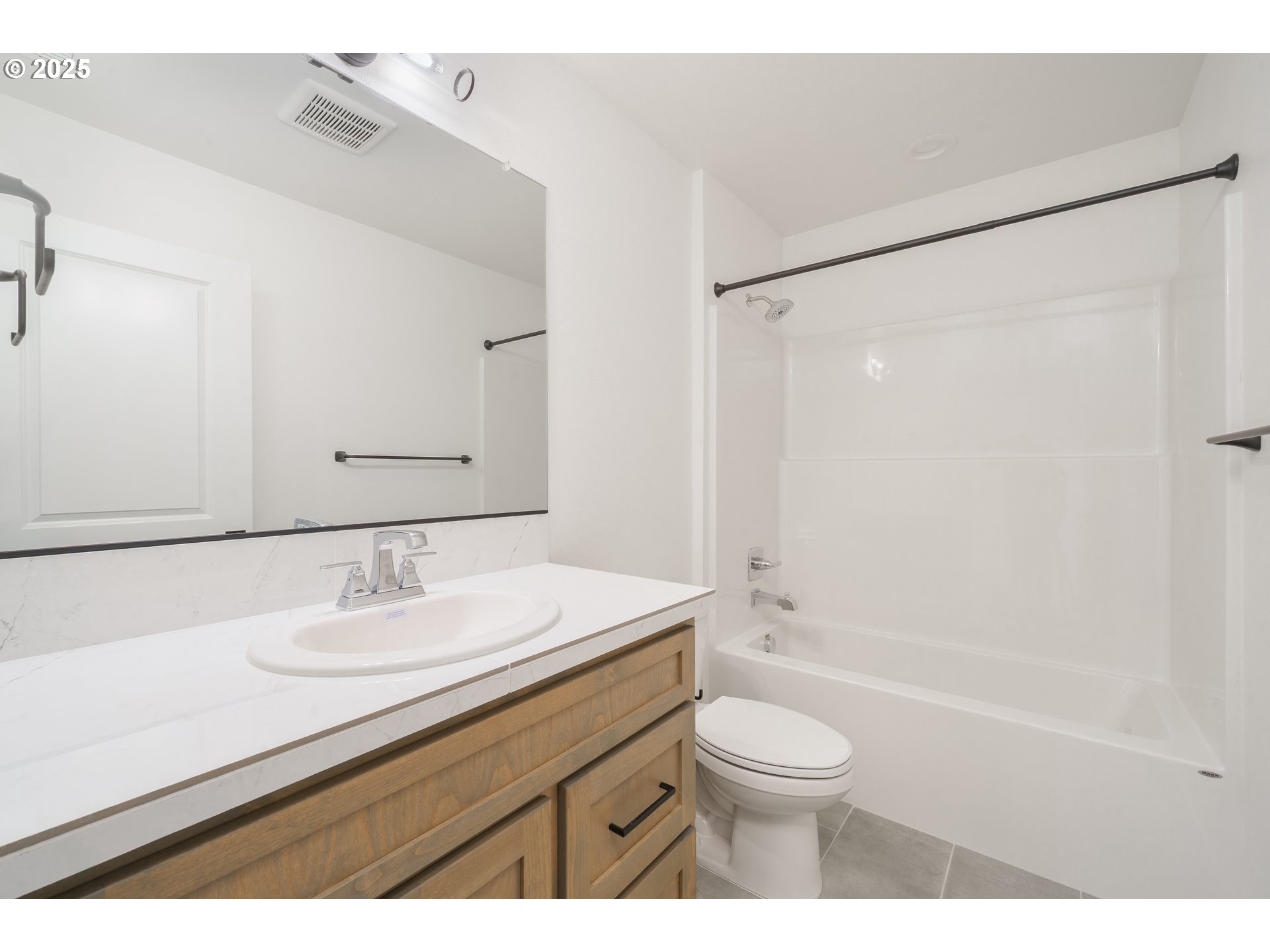 property viewer photo 29
