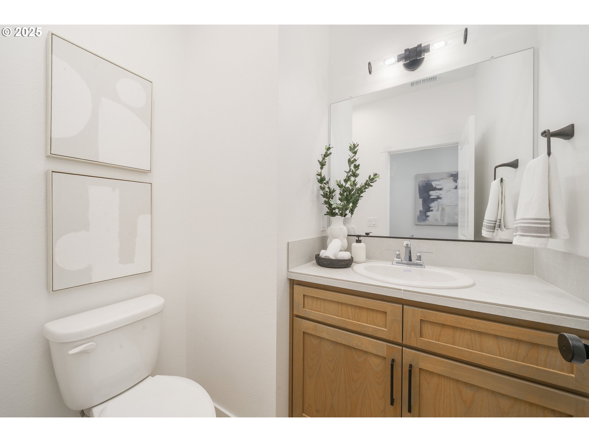 property viewer photo 6