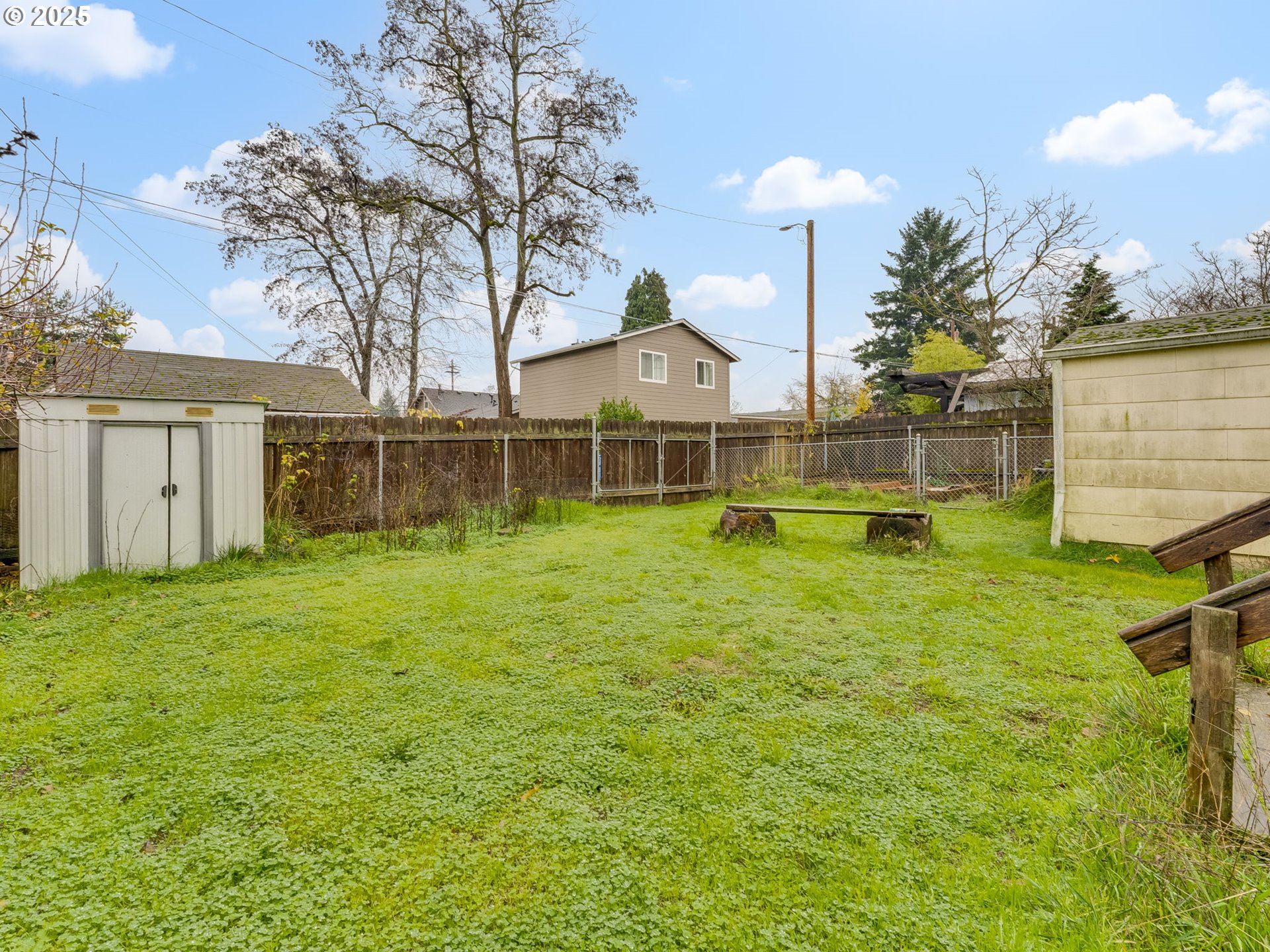 property viewer photo 20