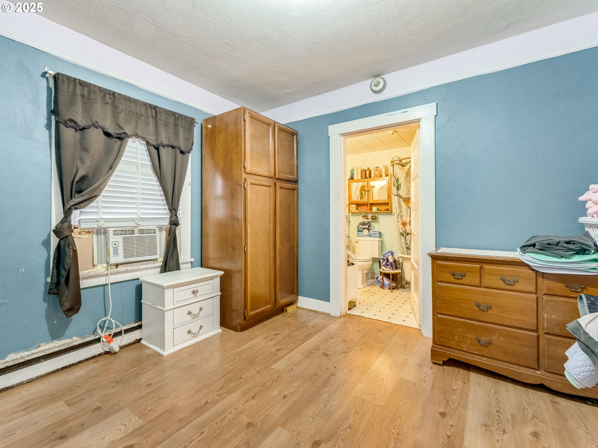 property viewer photo 7