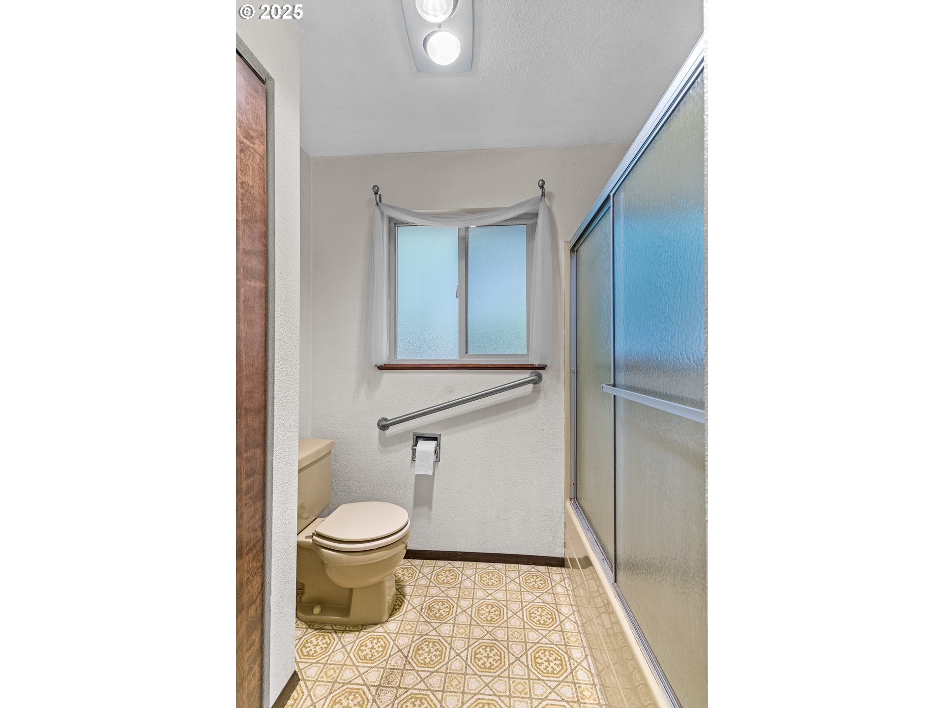 property viewer photo 22