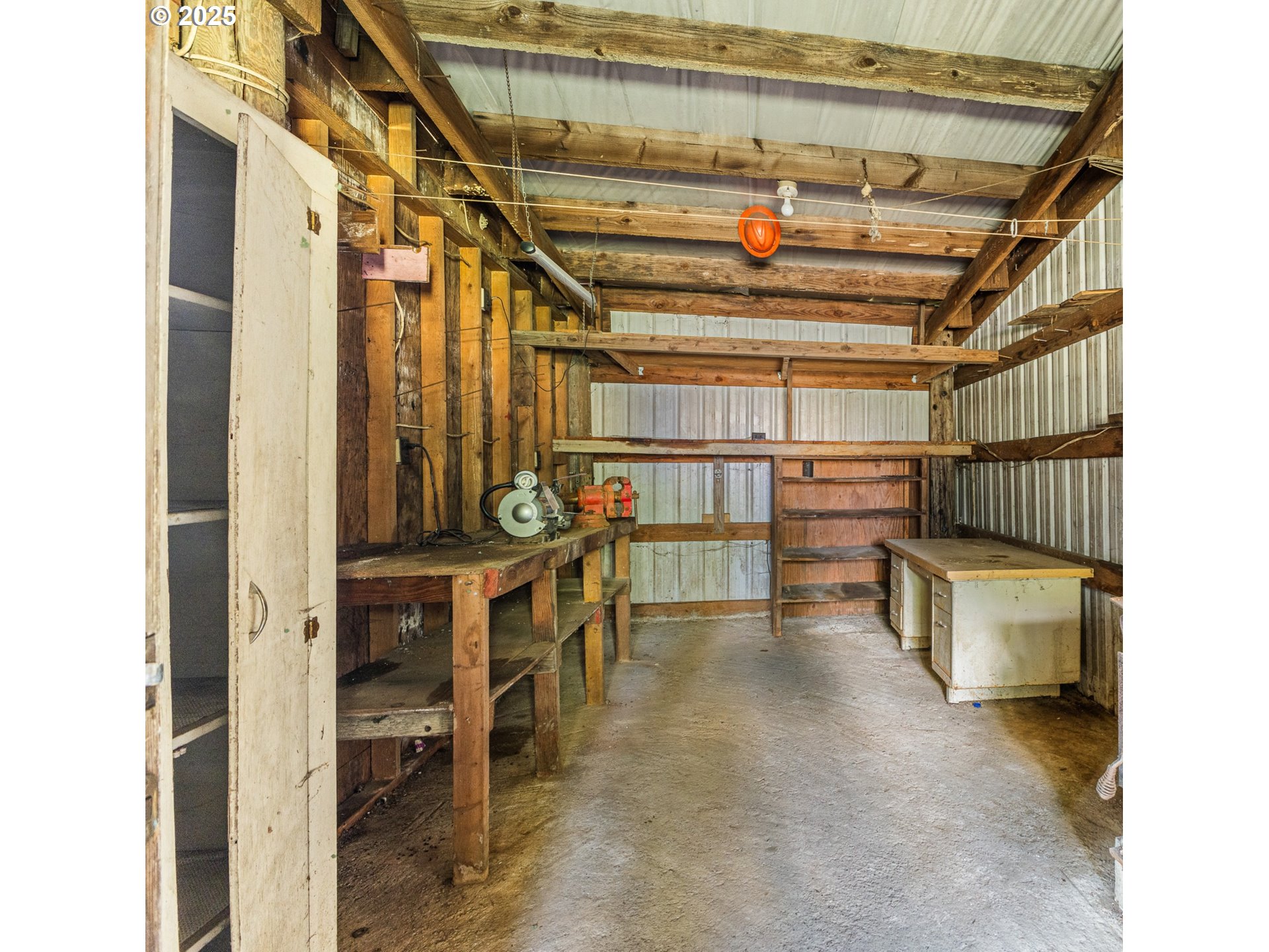 property viewer photo 36