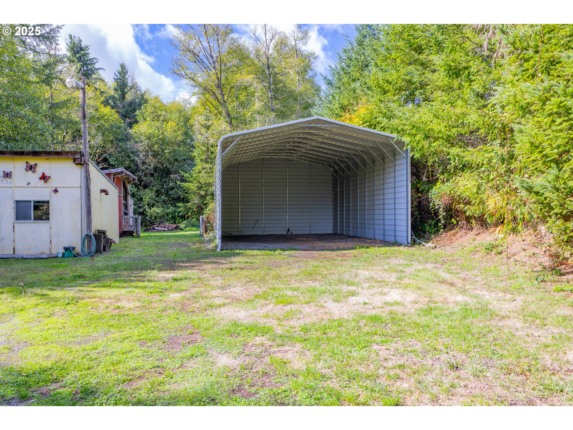 property viewer photo 37