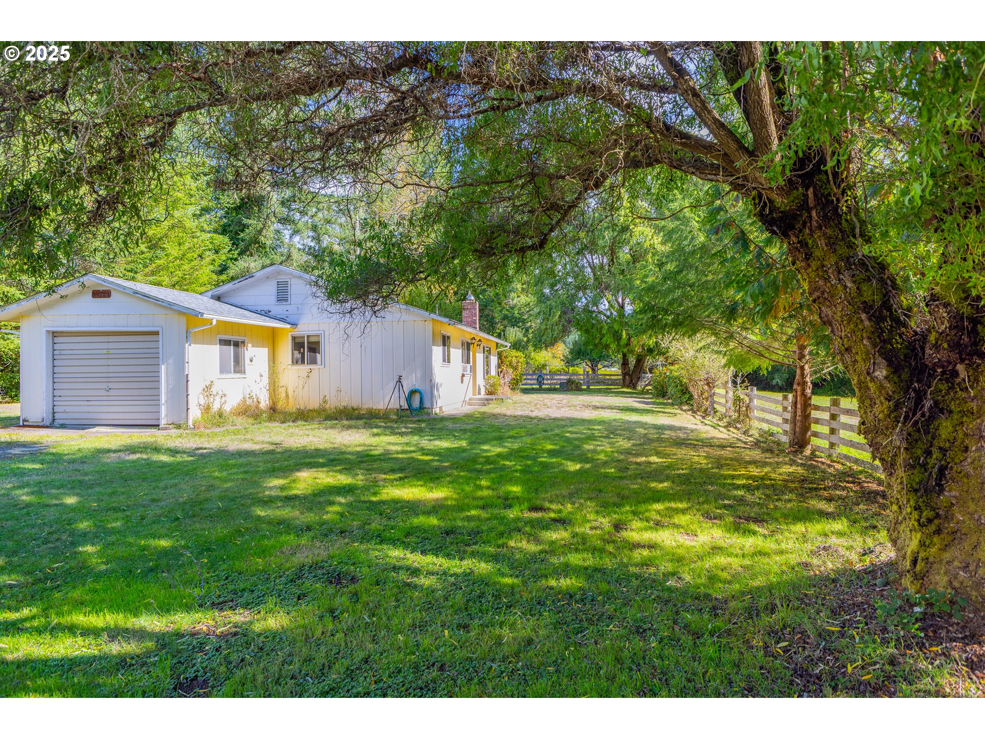 property viewer photo 7
