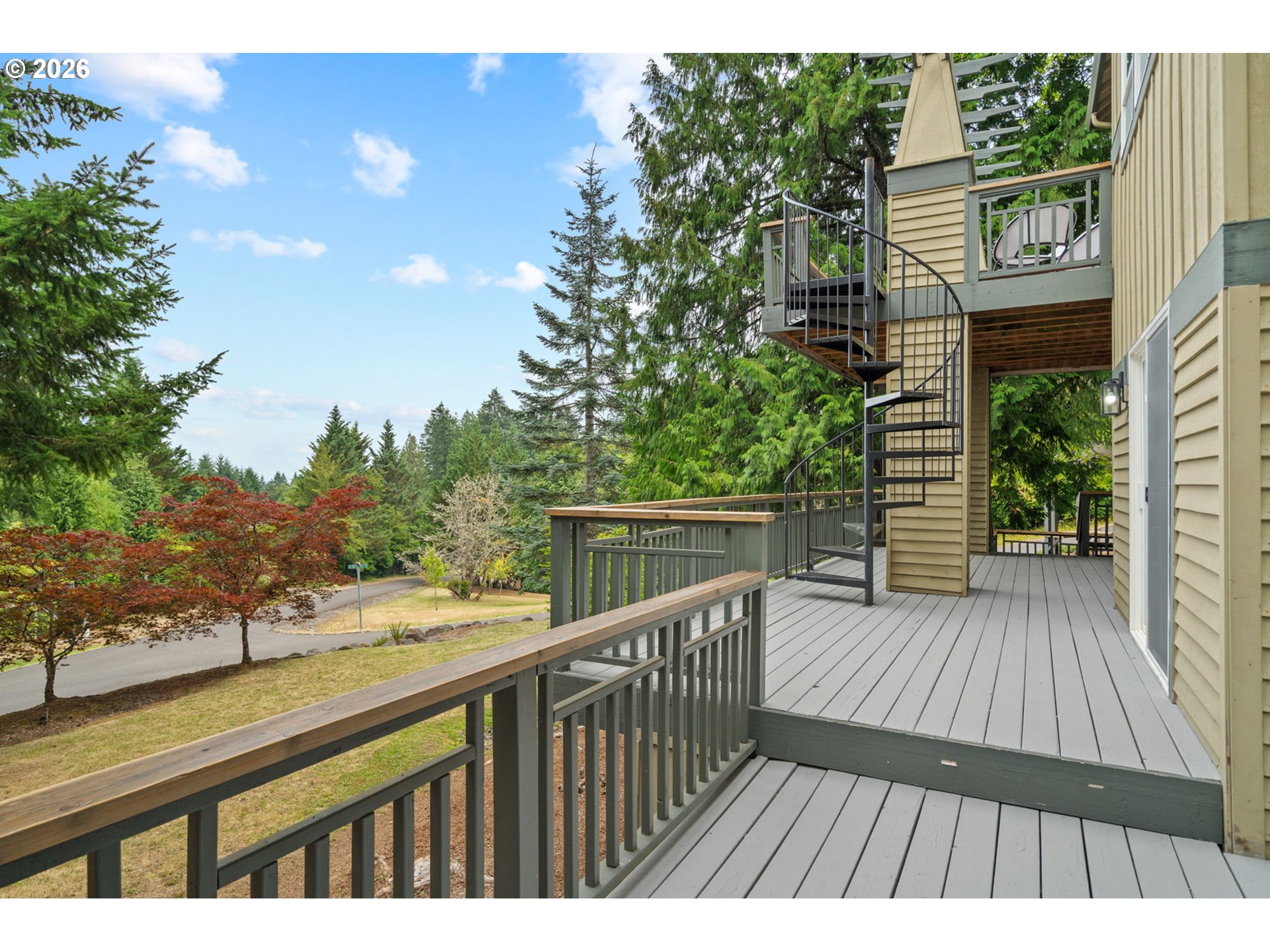 main property photo 33