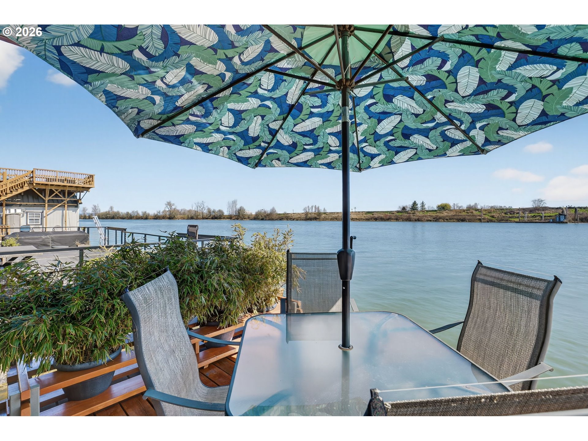 main property photo 23