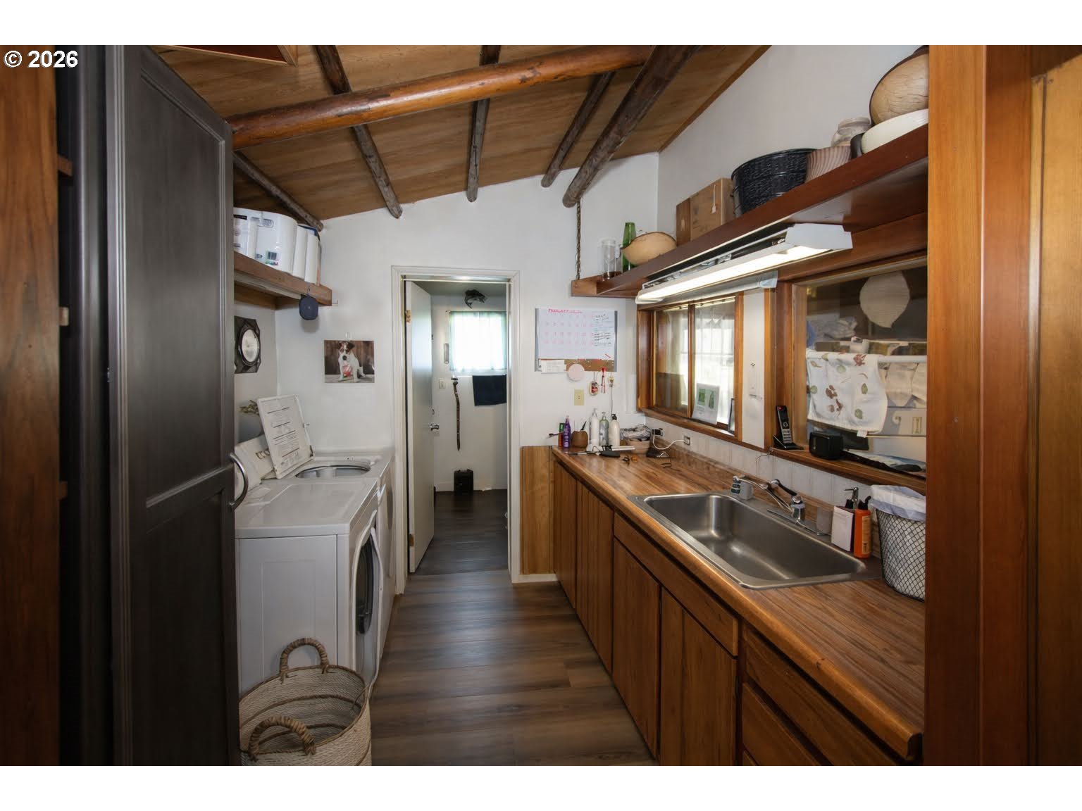 property viewer photo 16