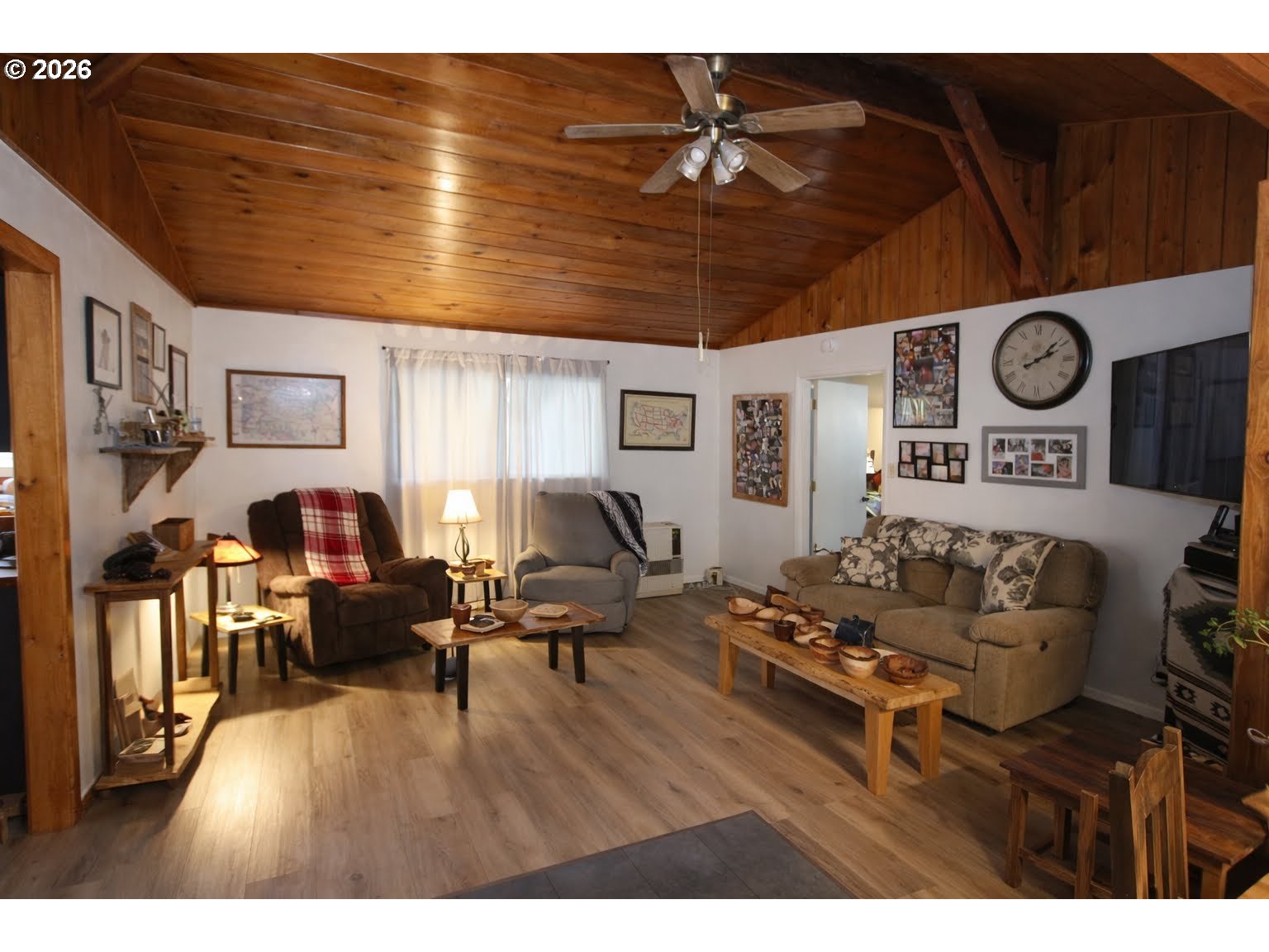property viewer photo 17