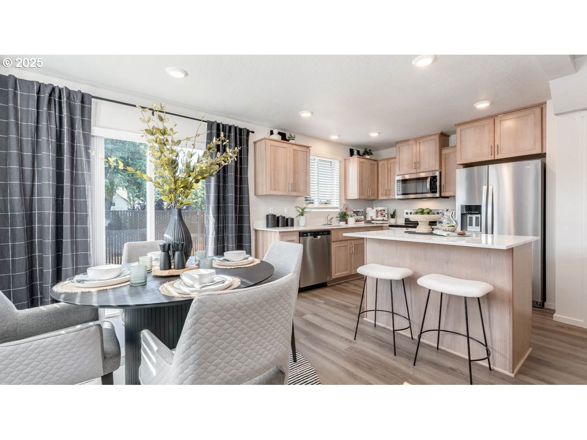 property viewer photo 6