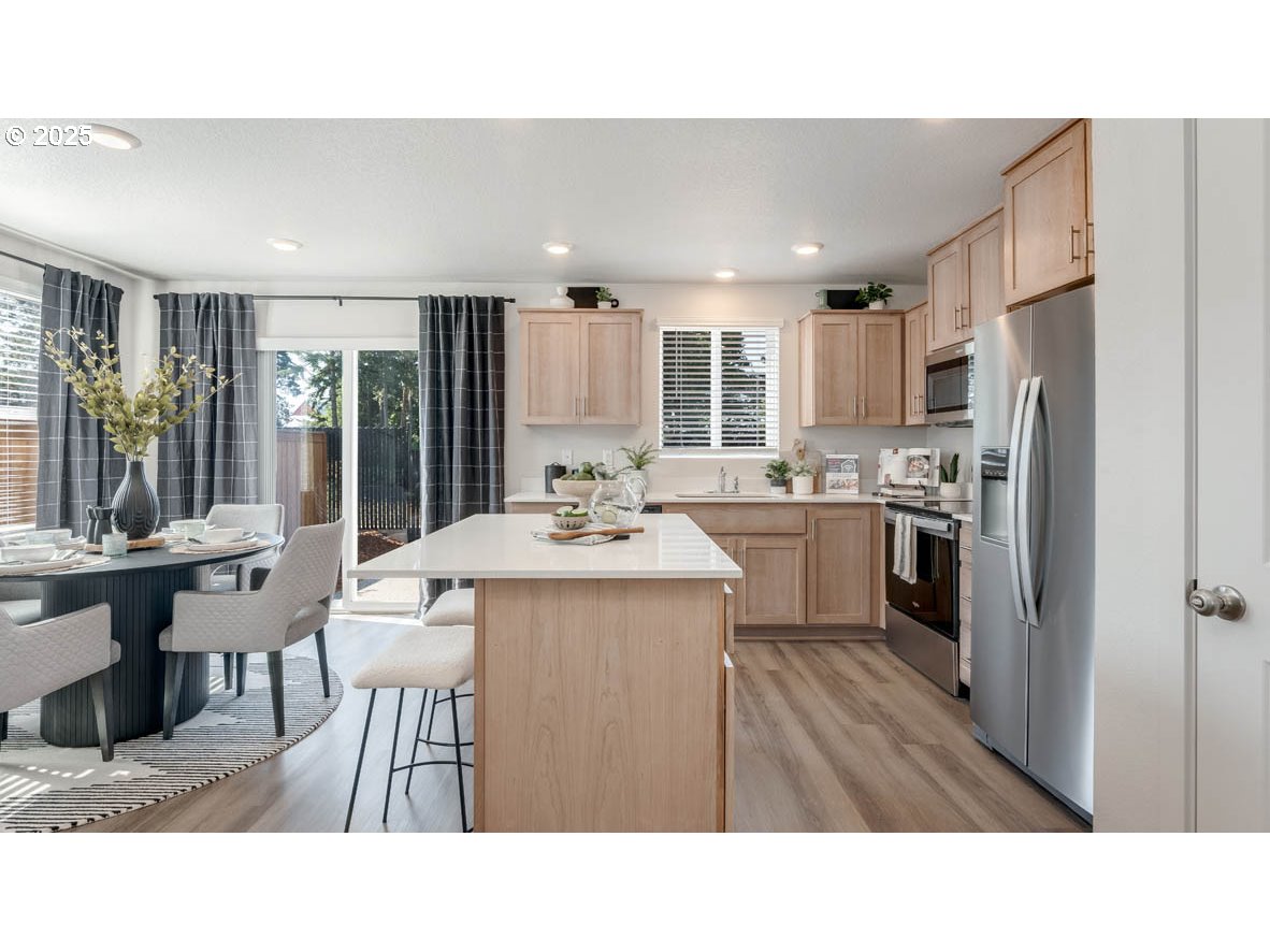 property viewer photo 7