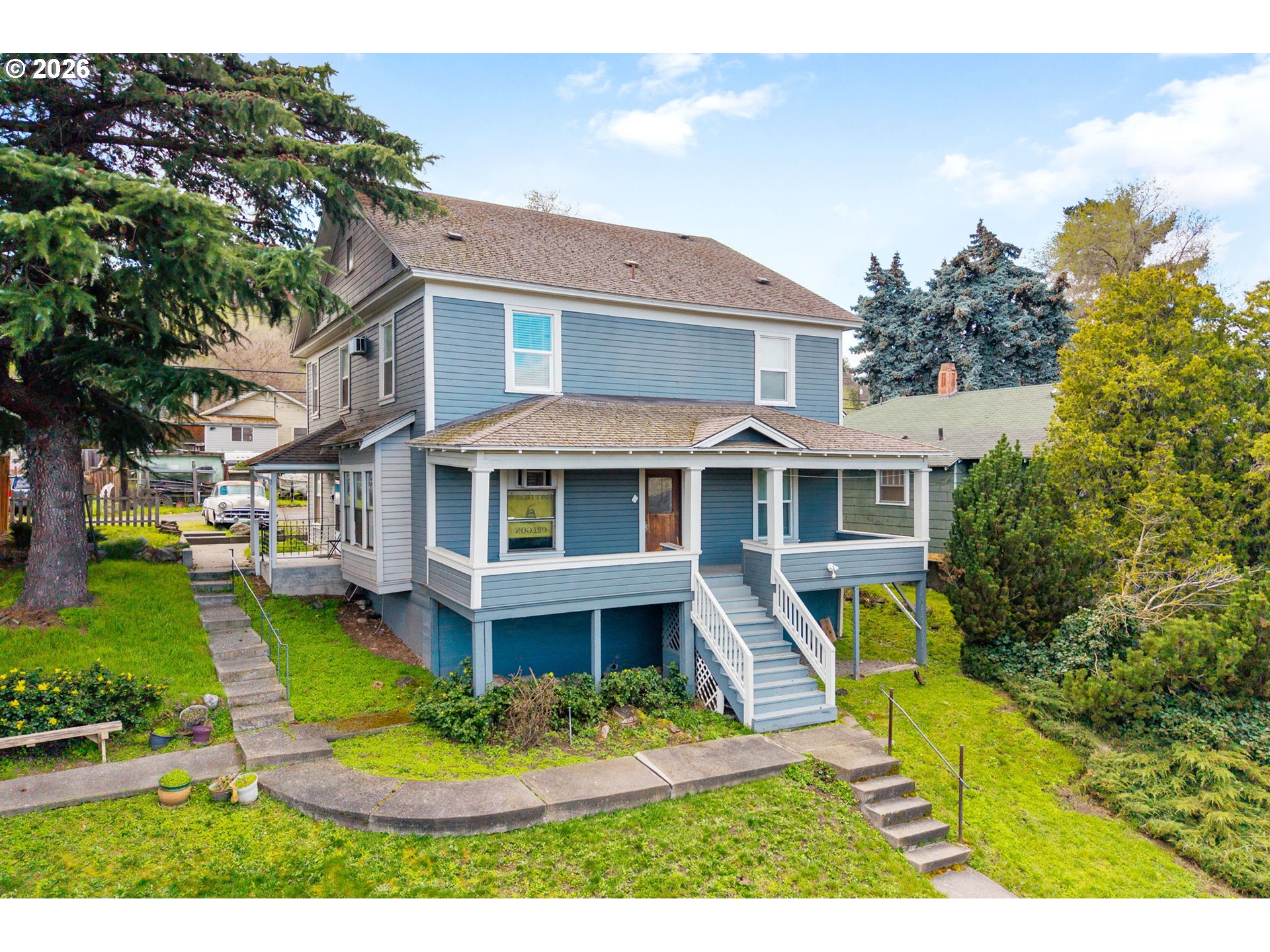 main property photo 2