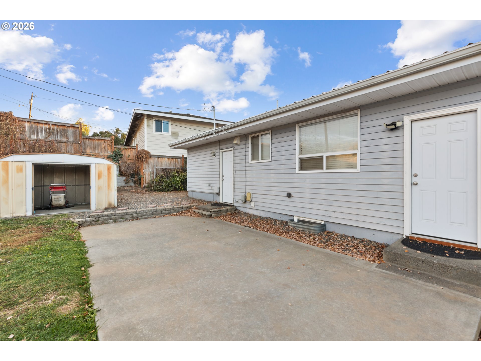 main property photo 38