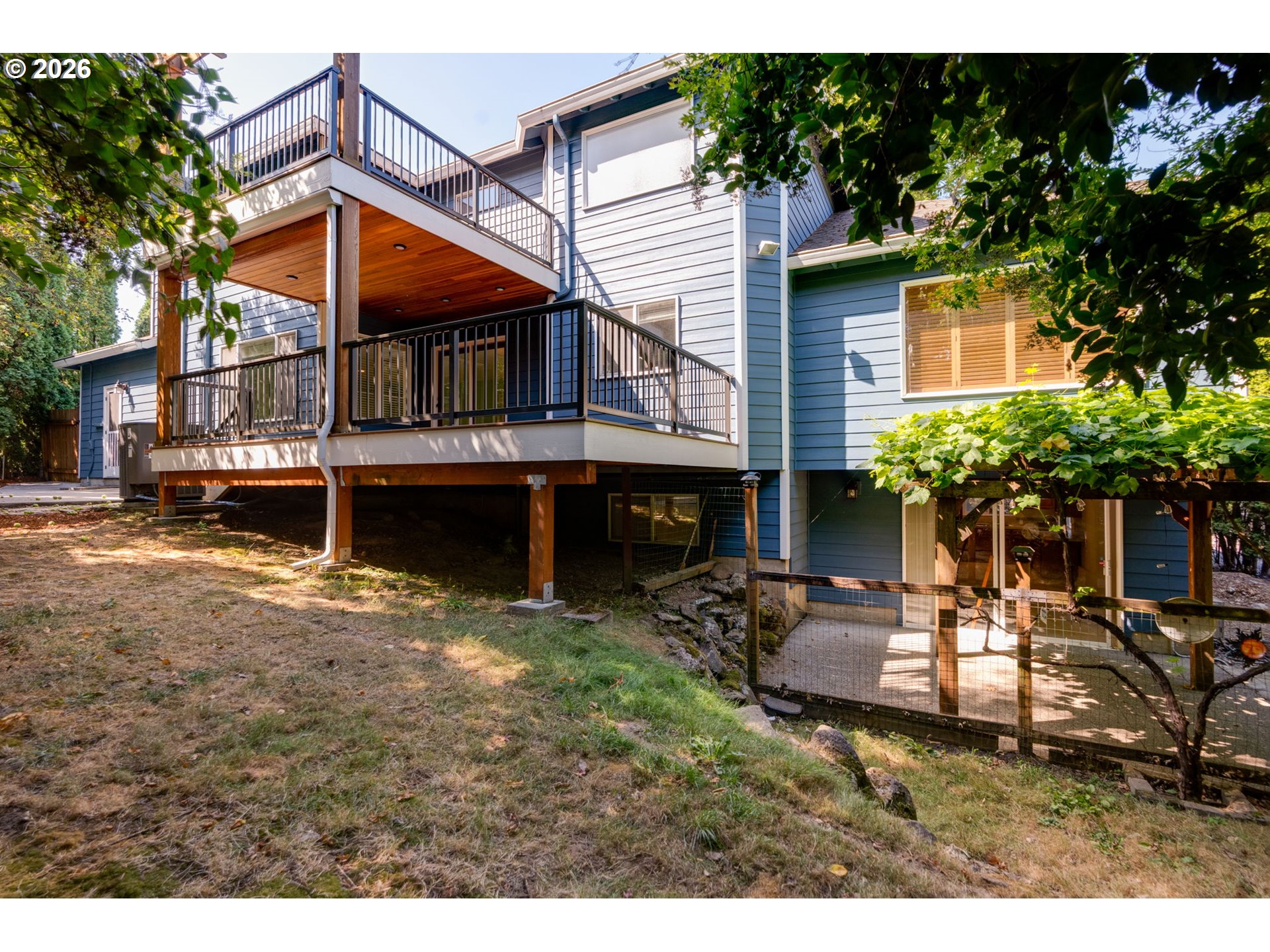 main property photo 41