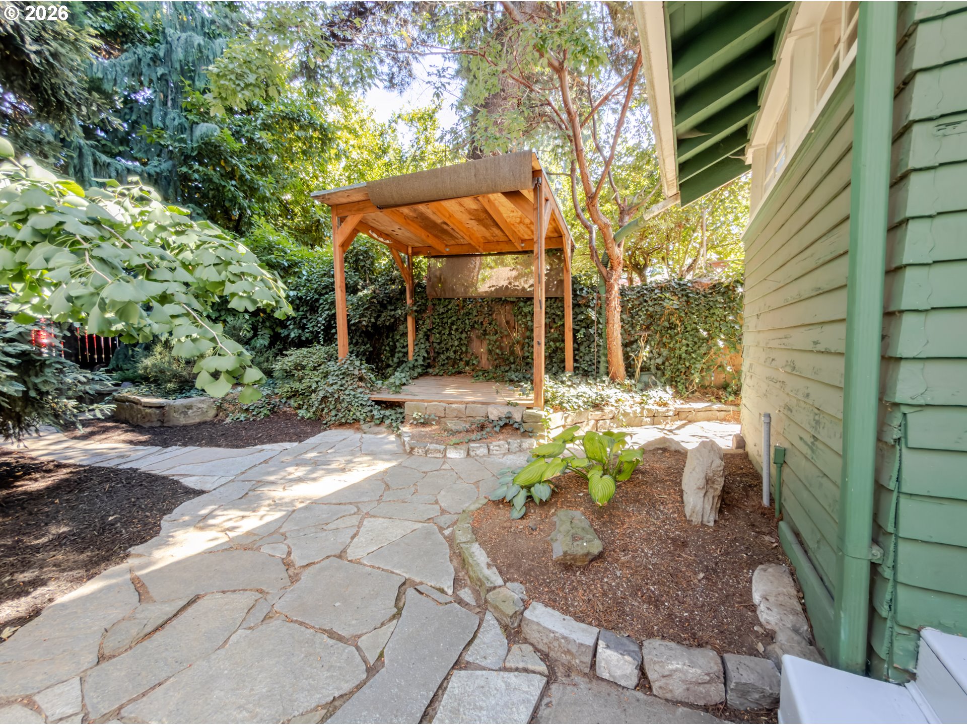 main property photo 34