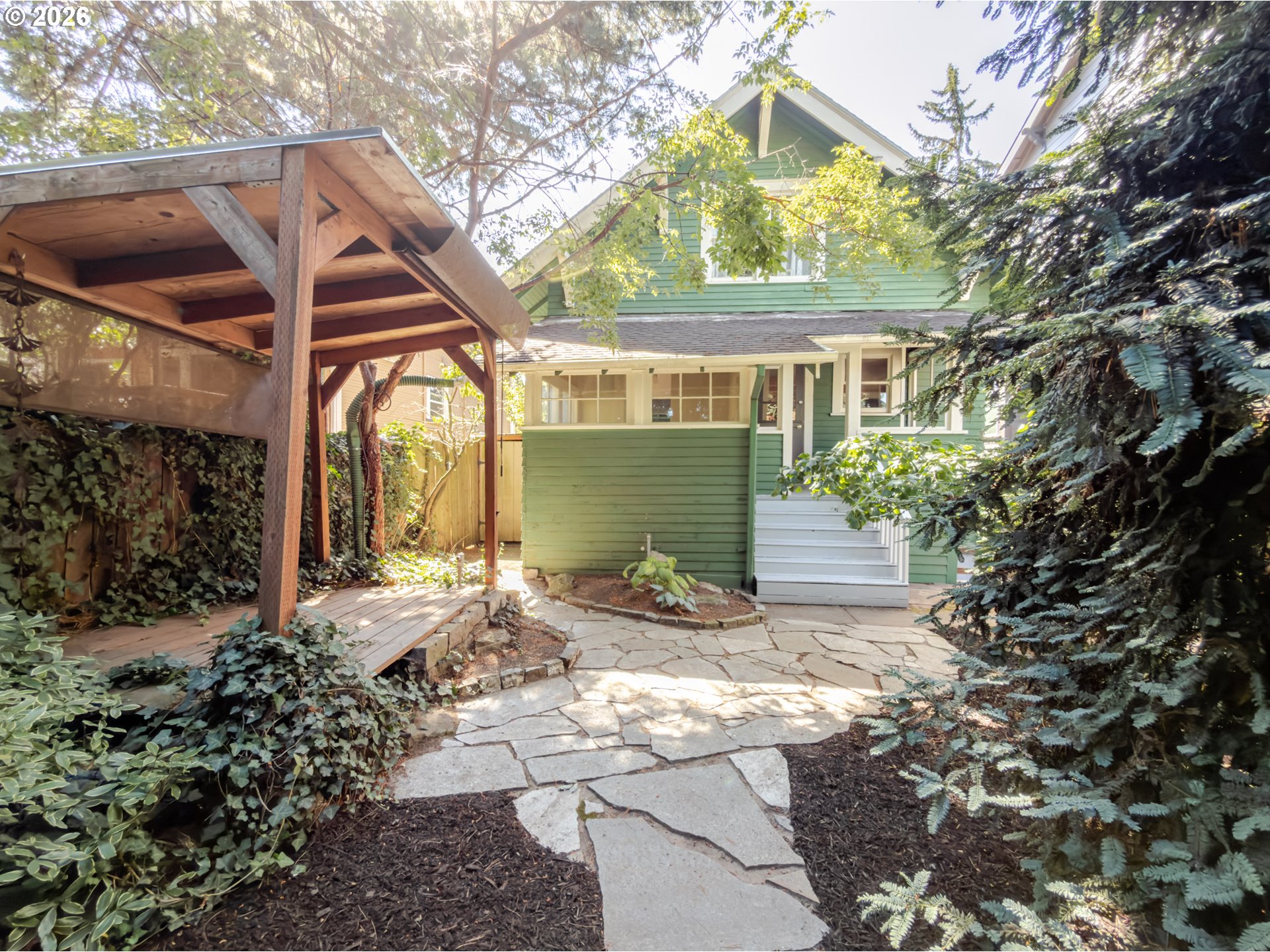 main property photo 39