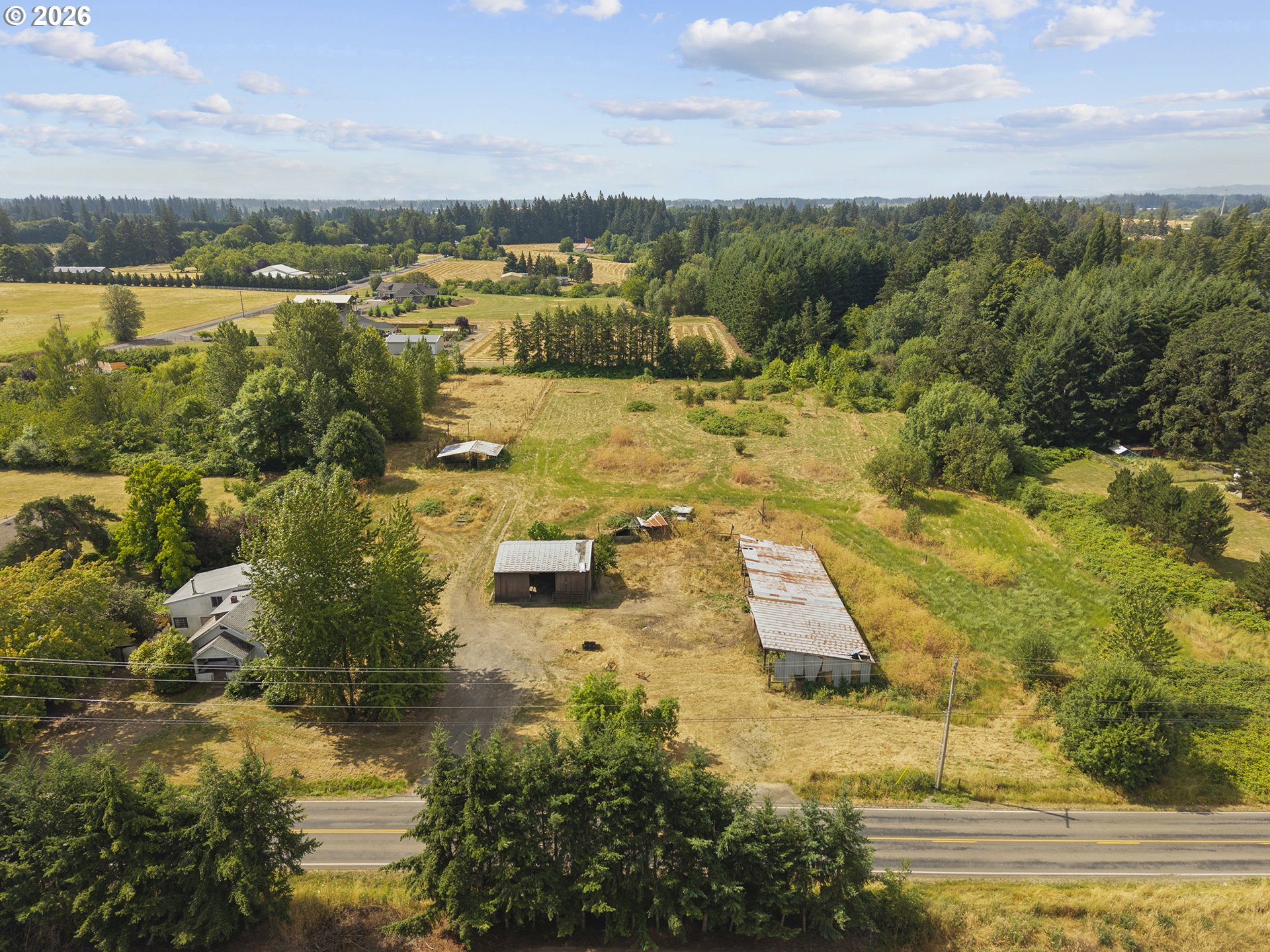 main property photo 14