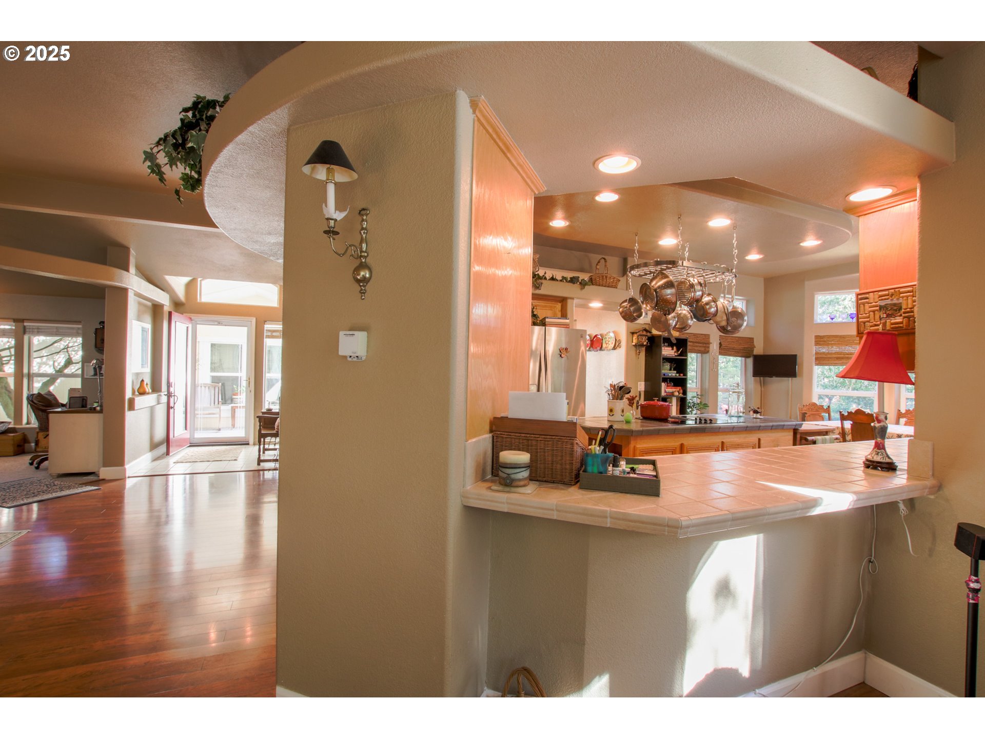property viewer photo 16
