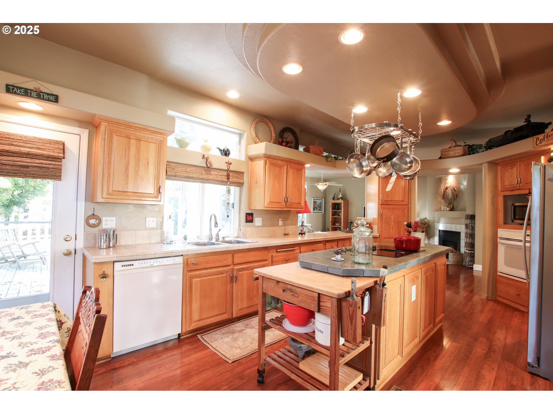 property viewer photo 19