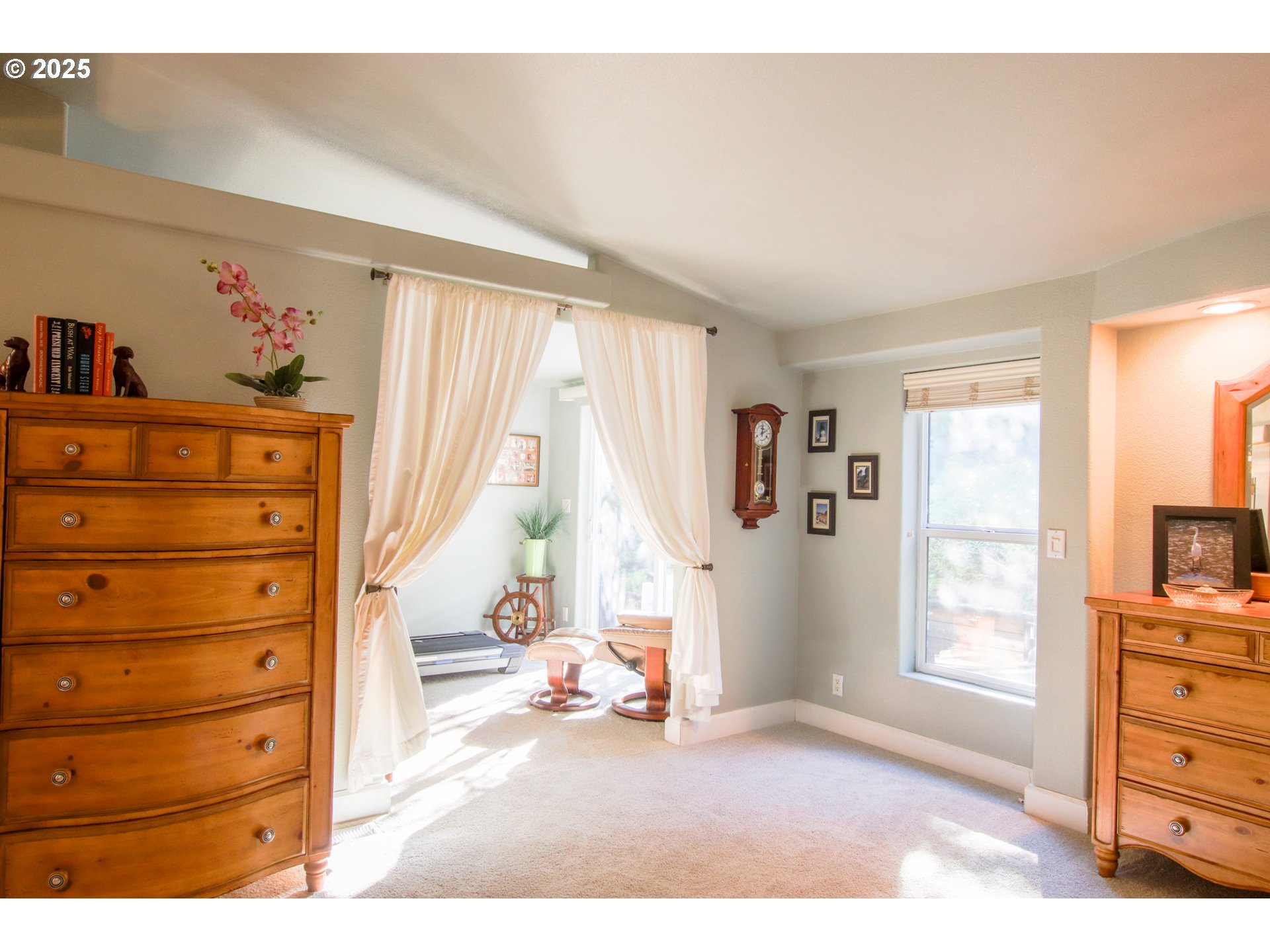 property viewer photo 27