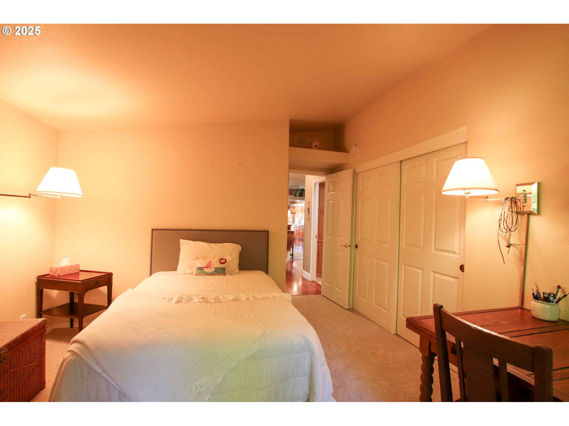 property viewer photo 37