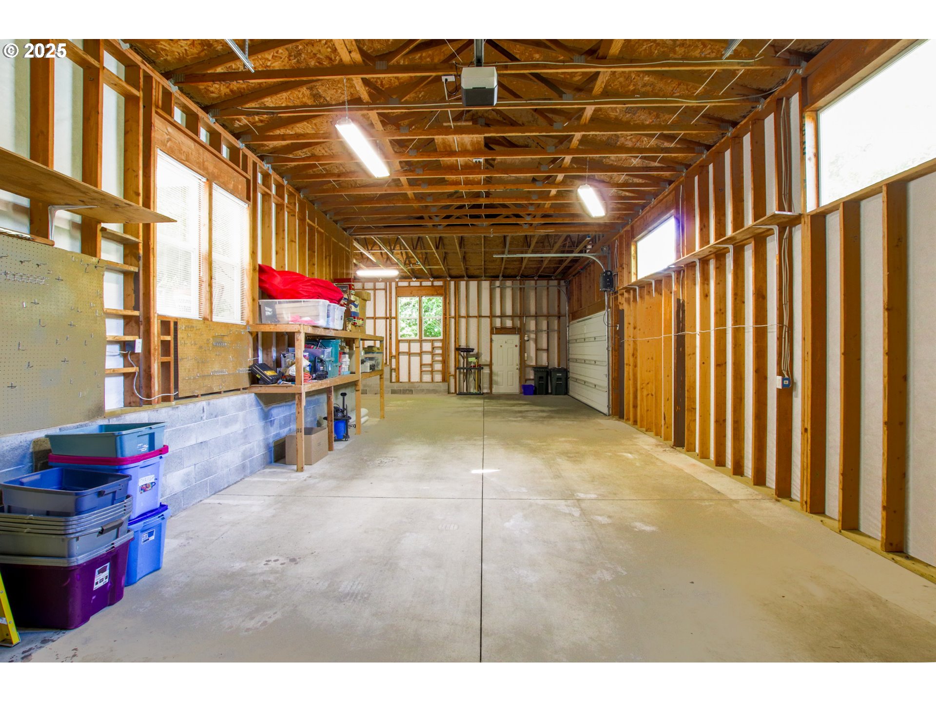 property viewer photo 42
