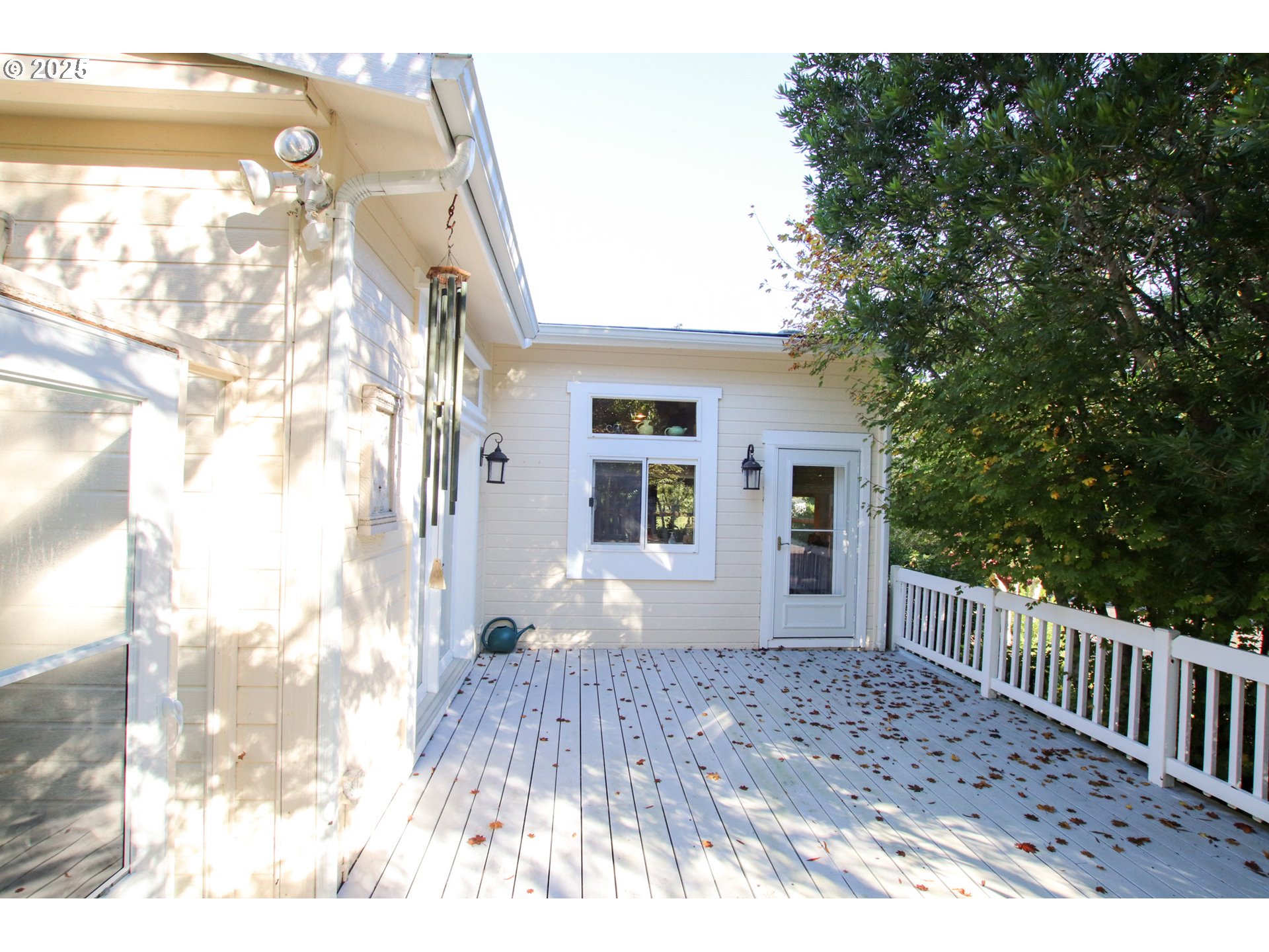 property viewer photo 44