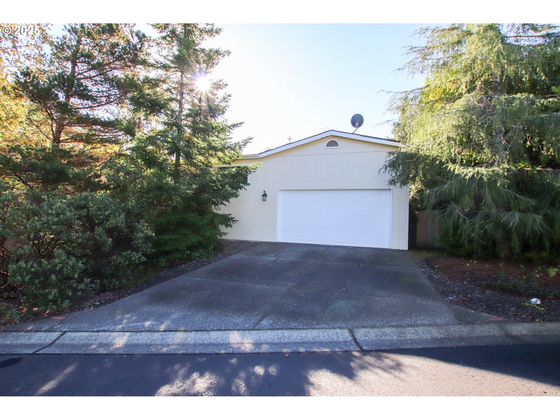 property viewer photo 45