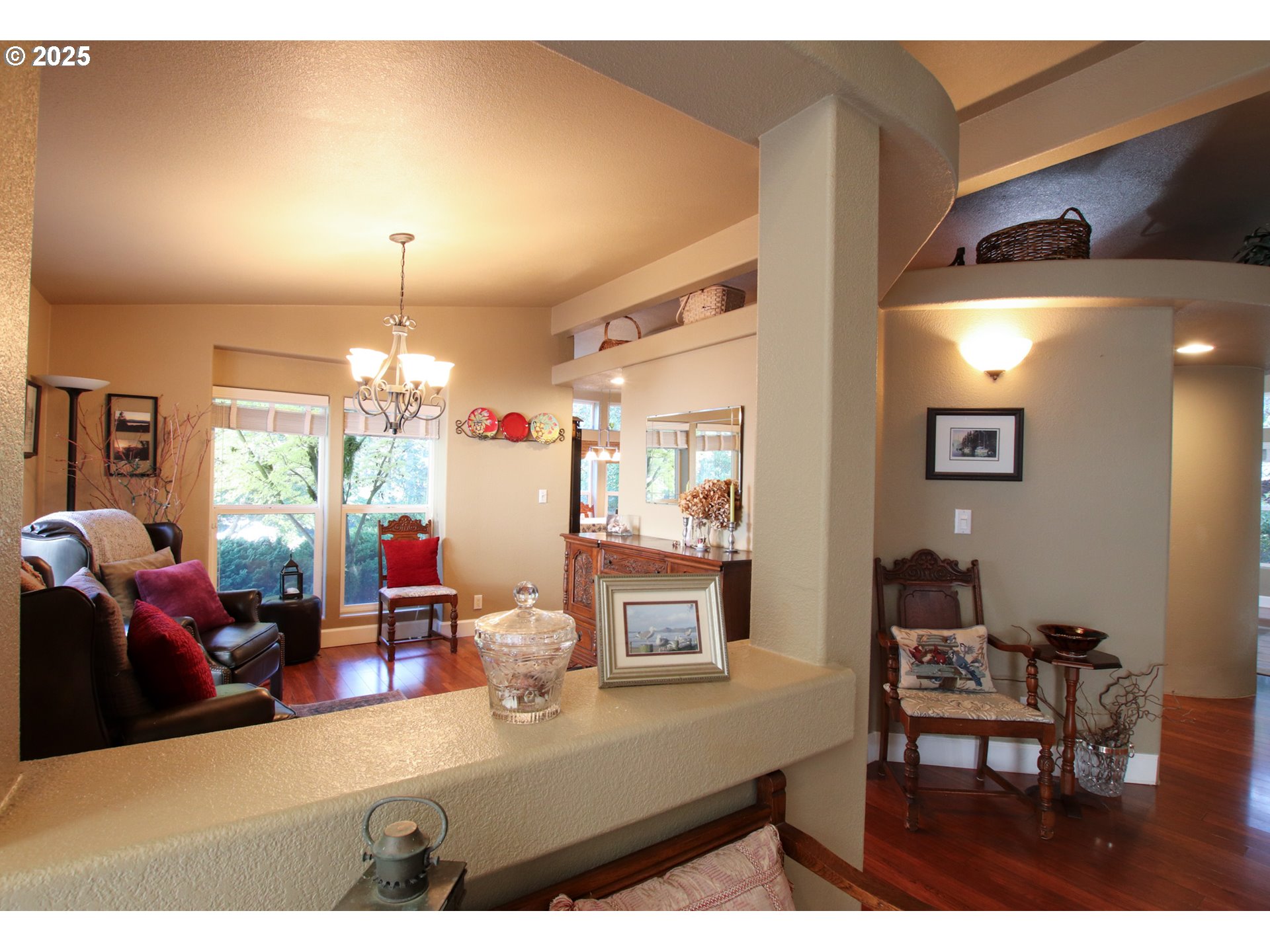 property viewer photo 8