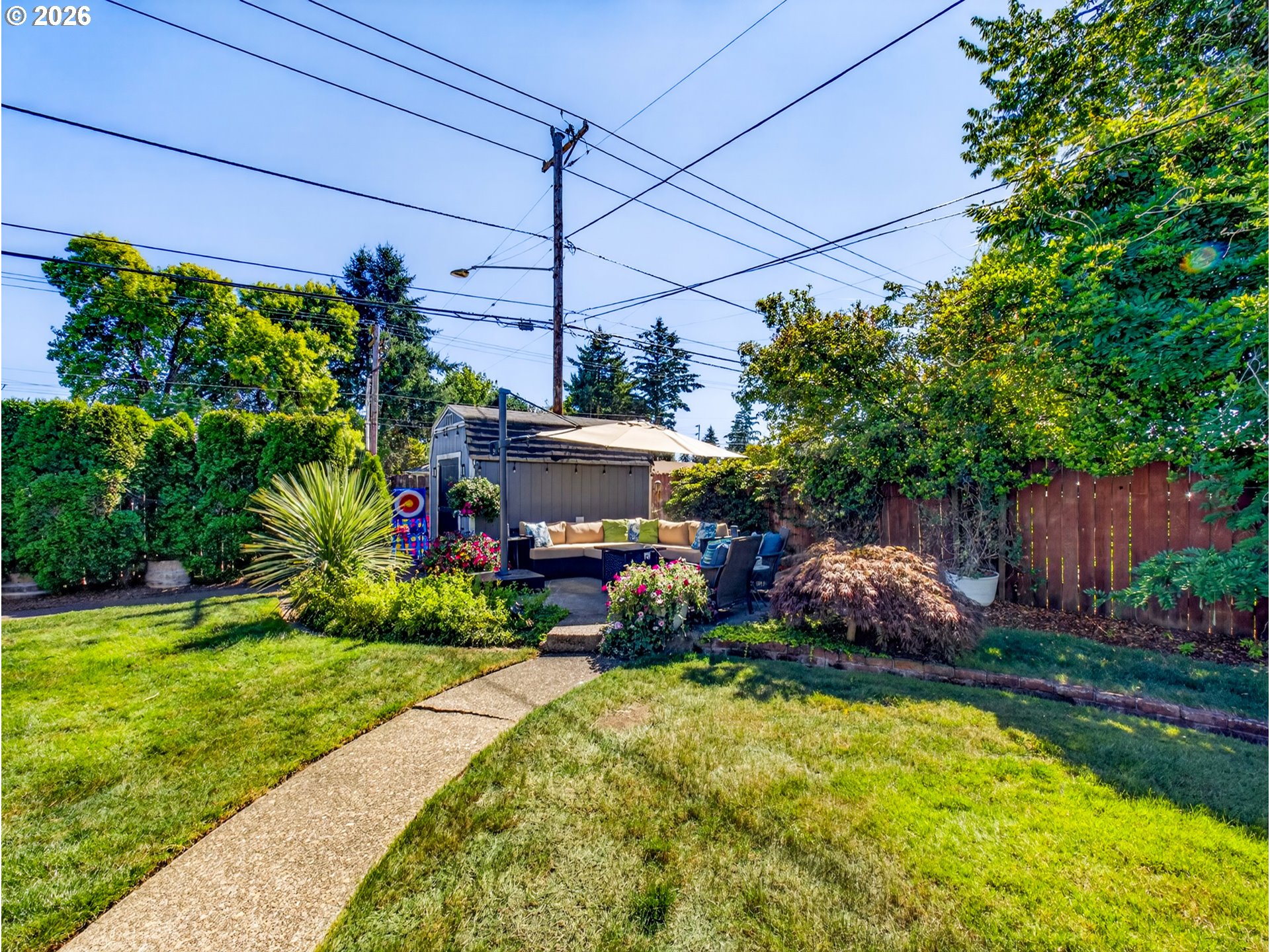 main property photo 20
