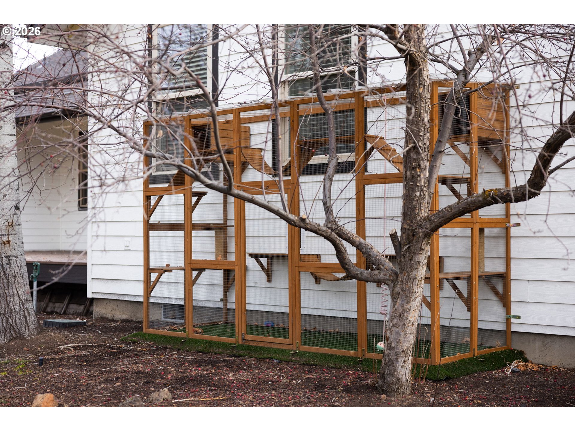 property viewer photo 26