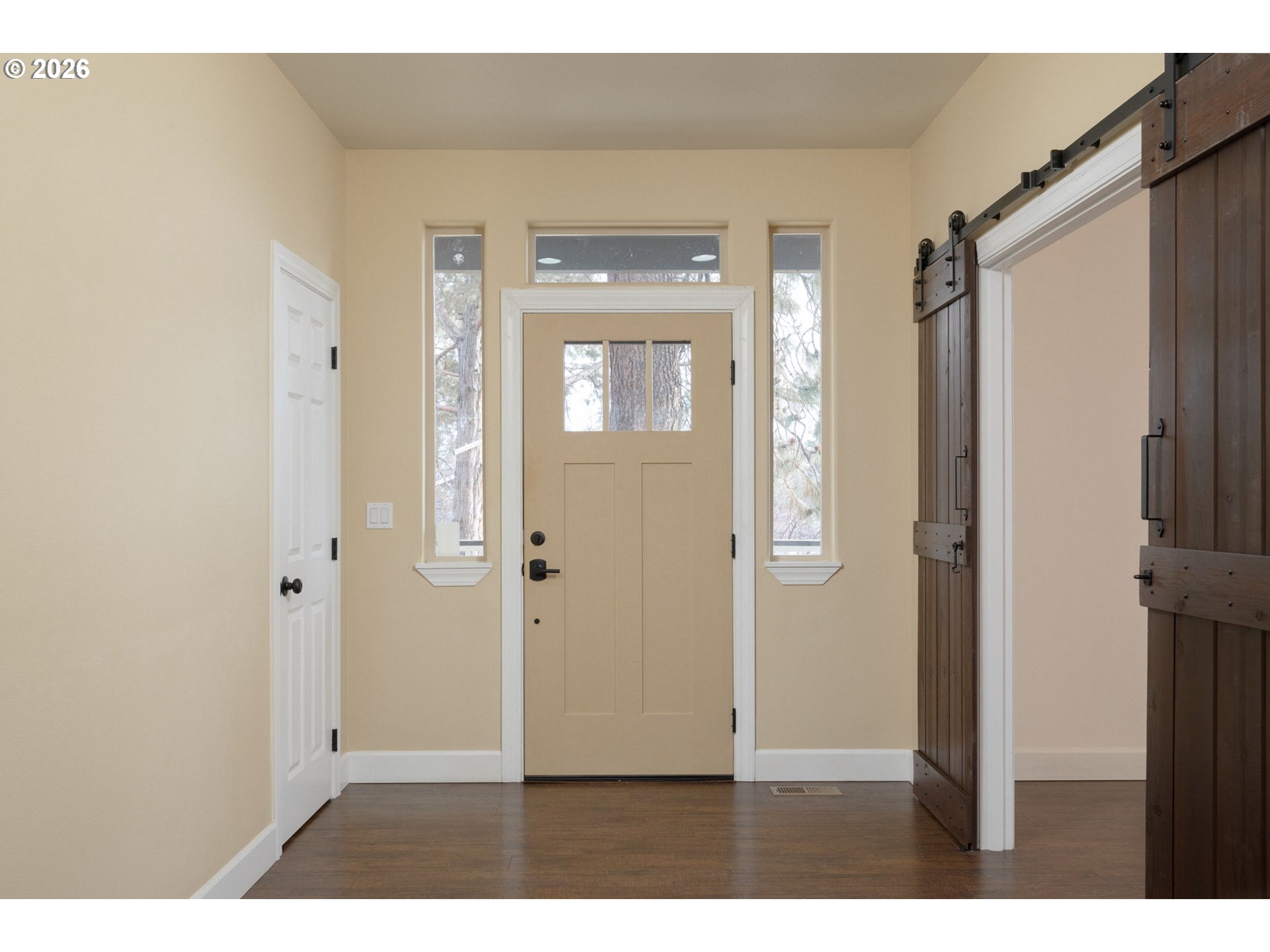 property viewer photo 4