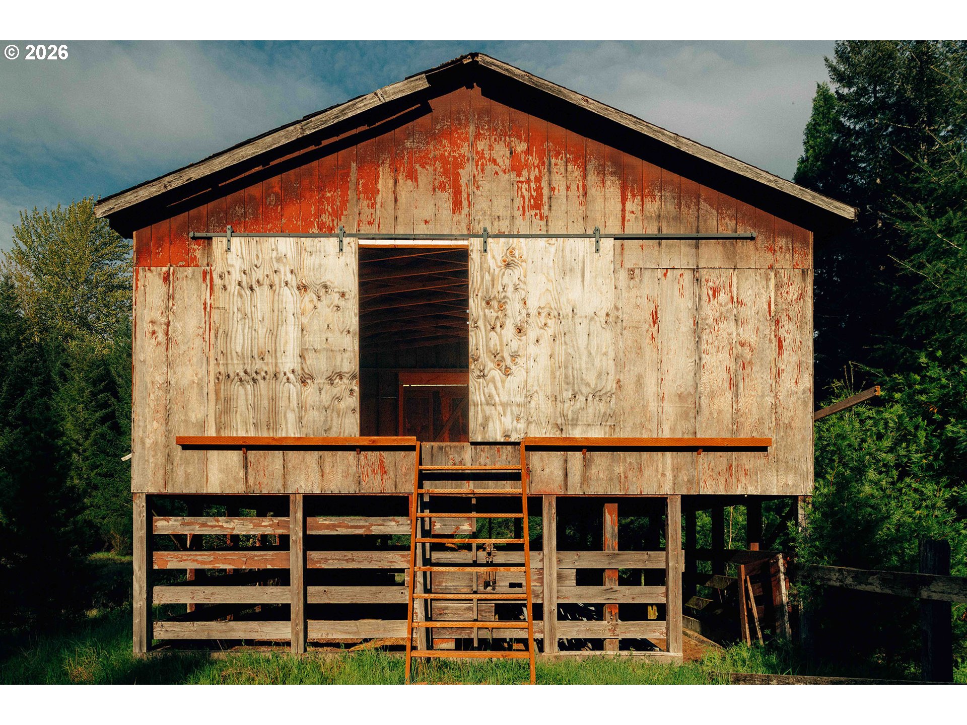 main property photo 31