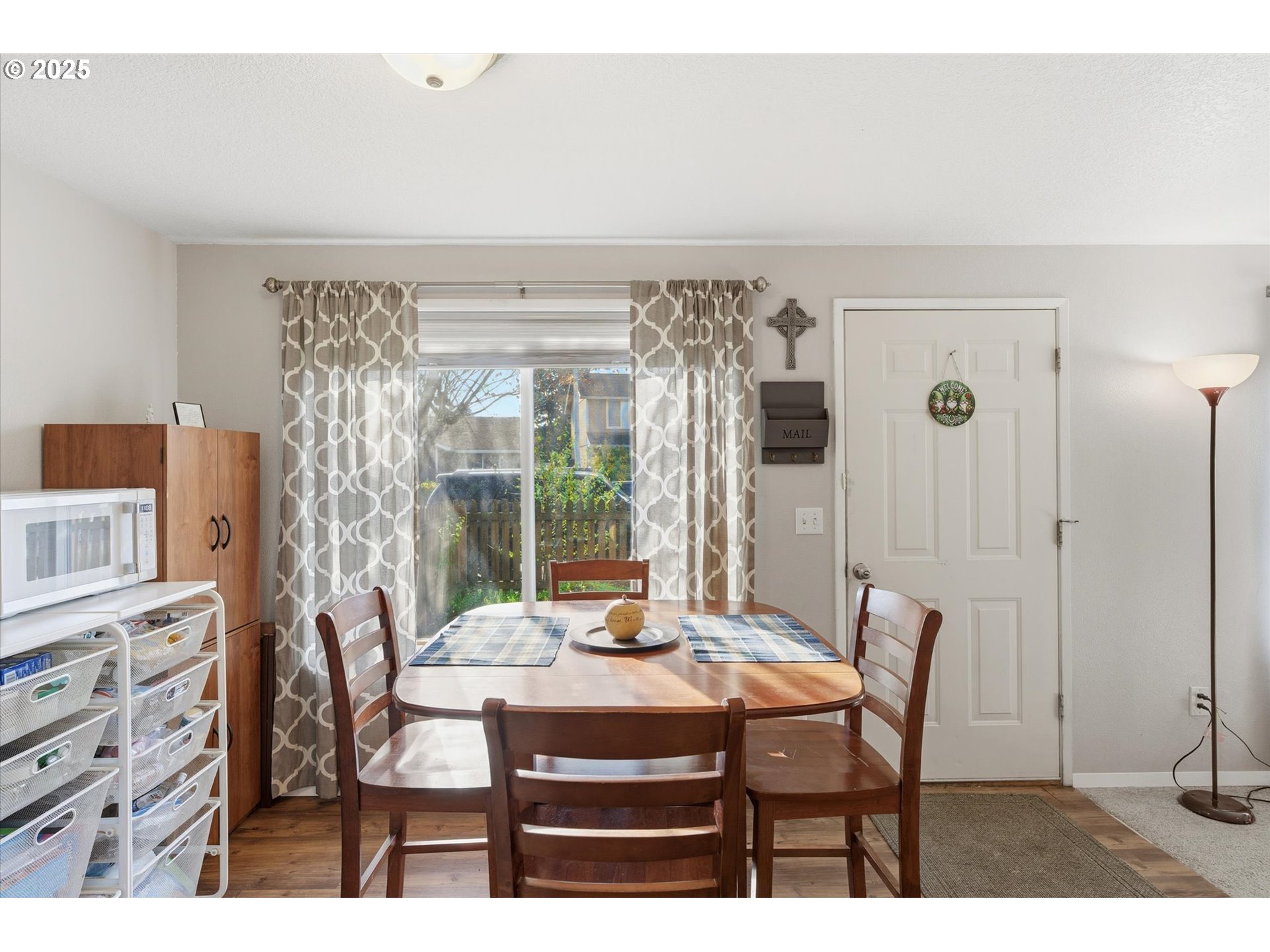 property viewer photo 12